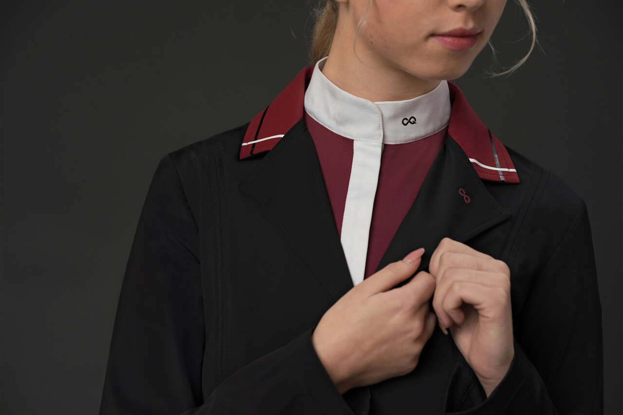 Show jacket AmbitionFirst