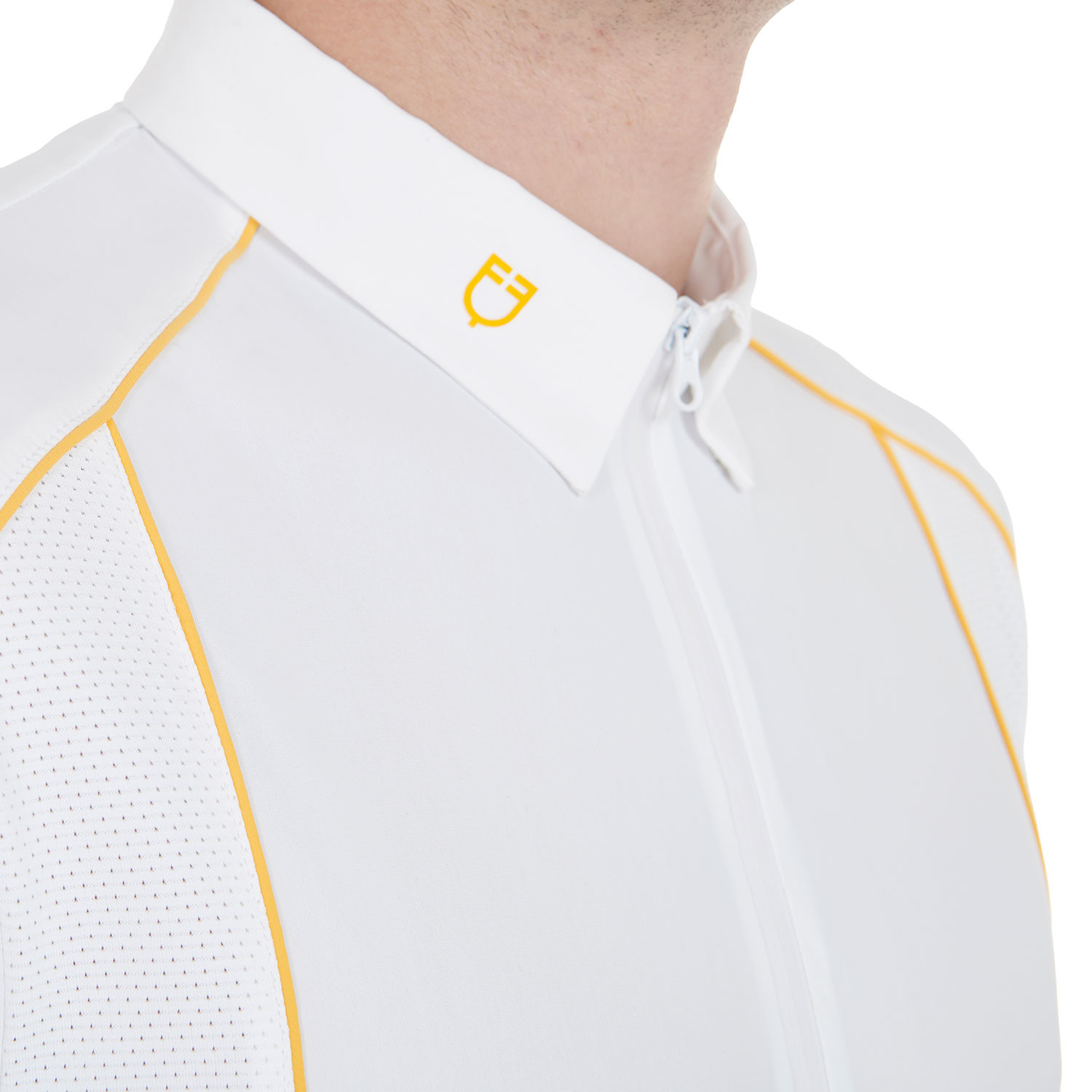 Tailliertes Herren-Poloshirt aus Funktionsgewebe mit Paspelierung