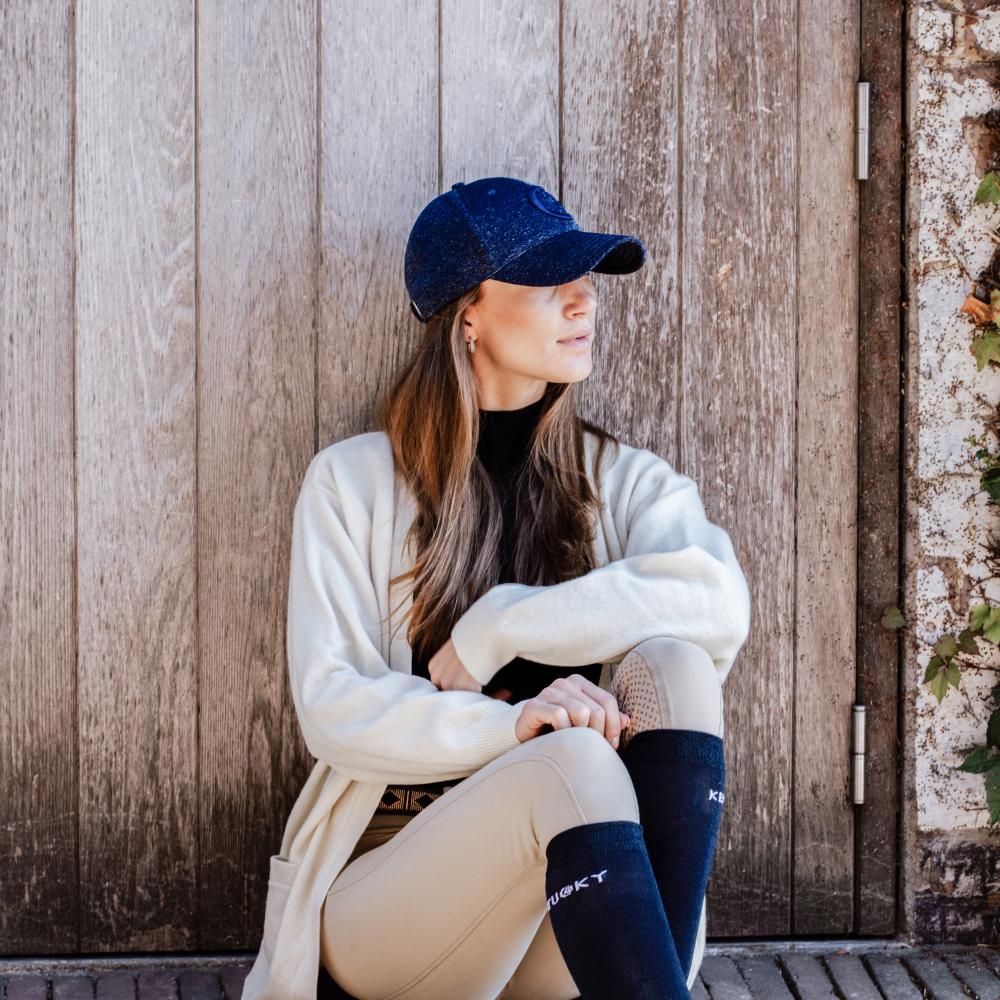 Baseball cap glitter
