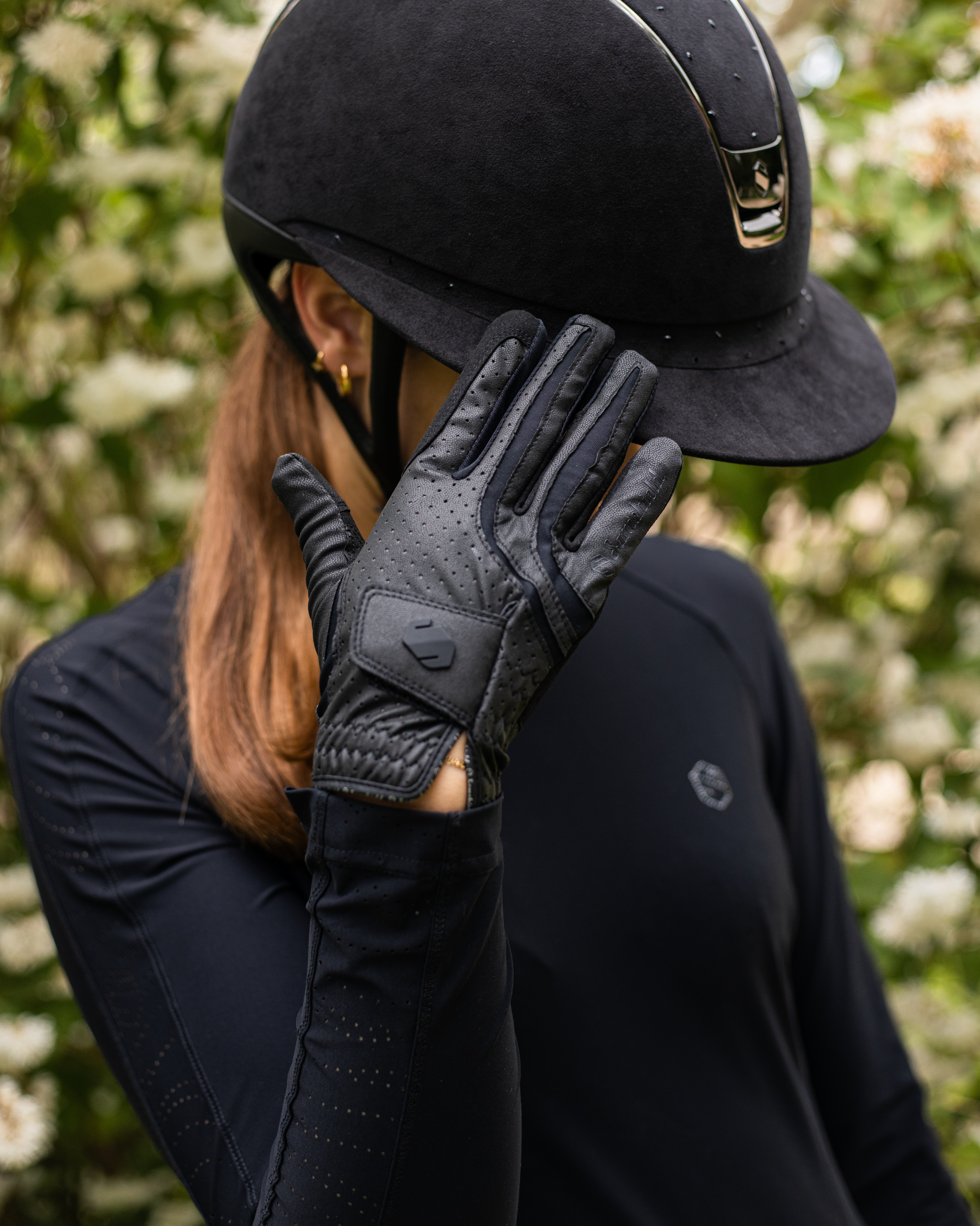 Riding glove V-Skin Hunter Blason Matt Black in black