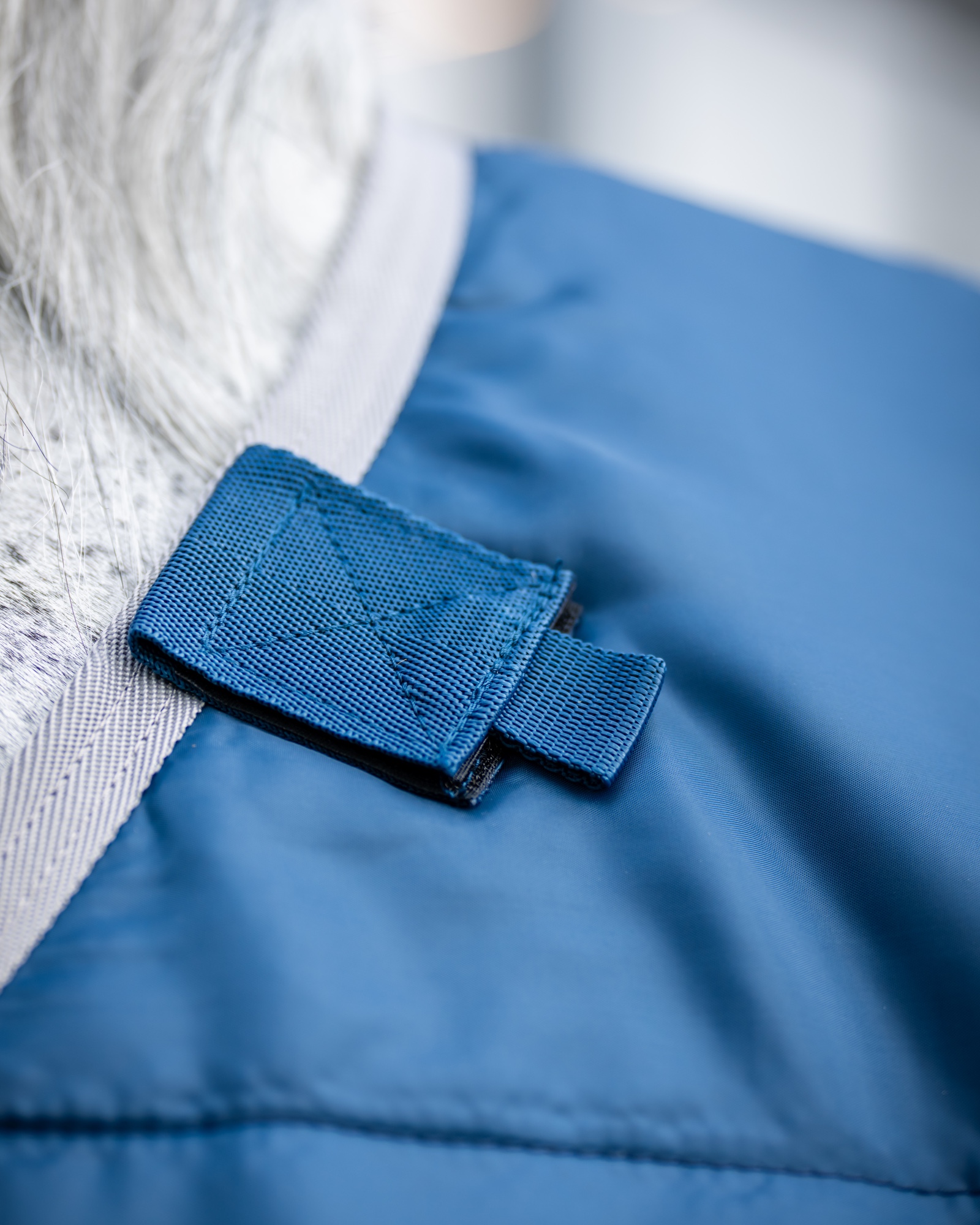 Liner Ionic Therapy 50g in imperial blue