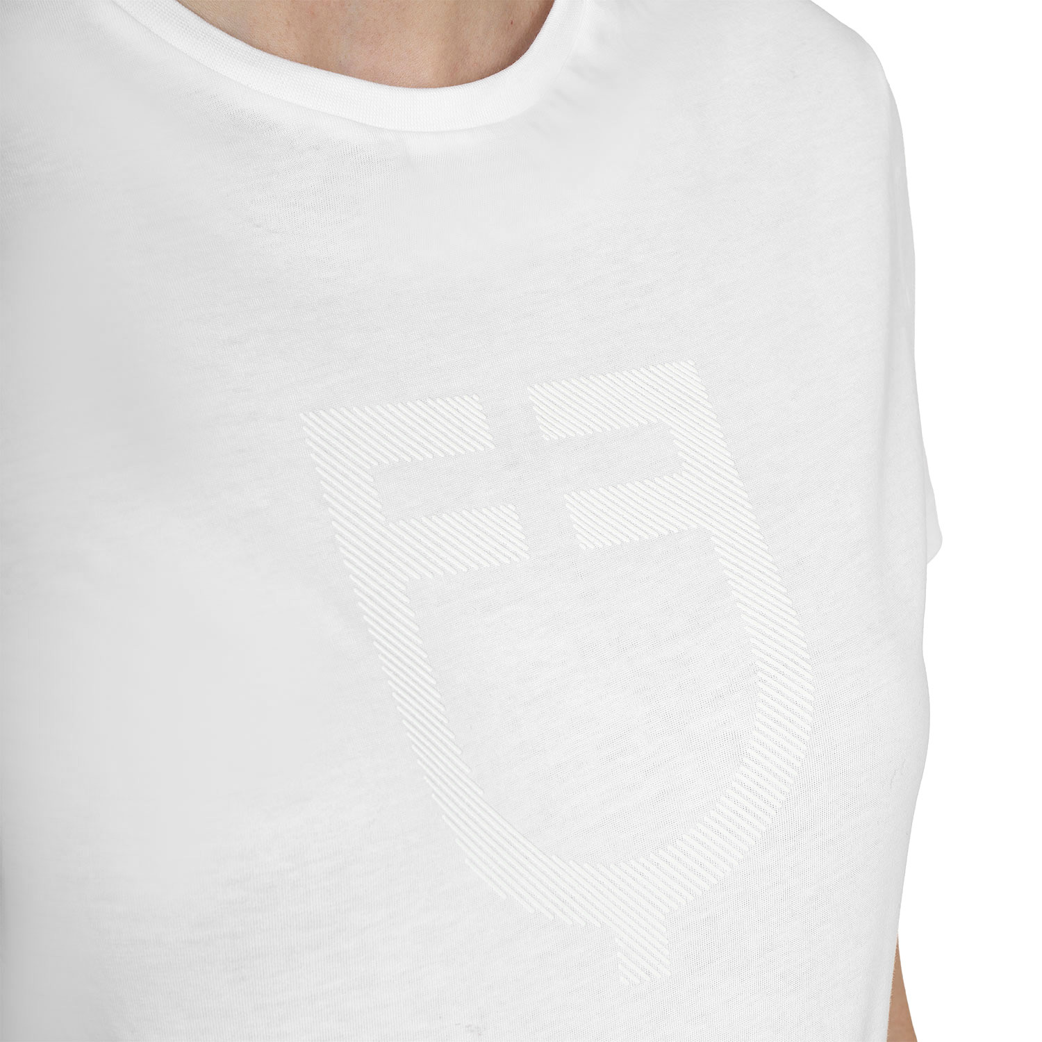 Basic T-Shirt mit tonalem Glanzlogo