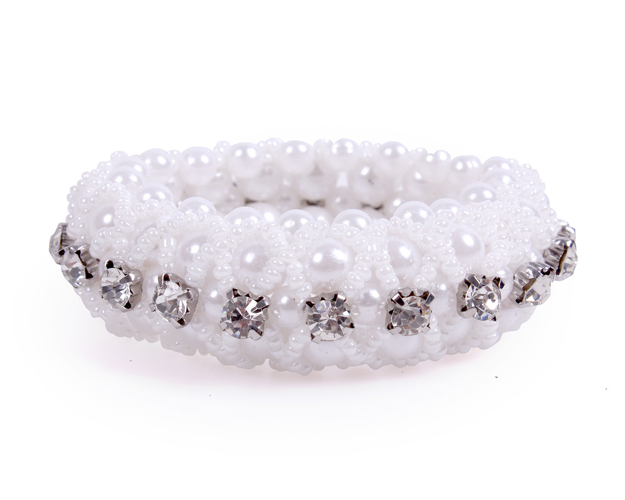 Diamond knotted ribbon