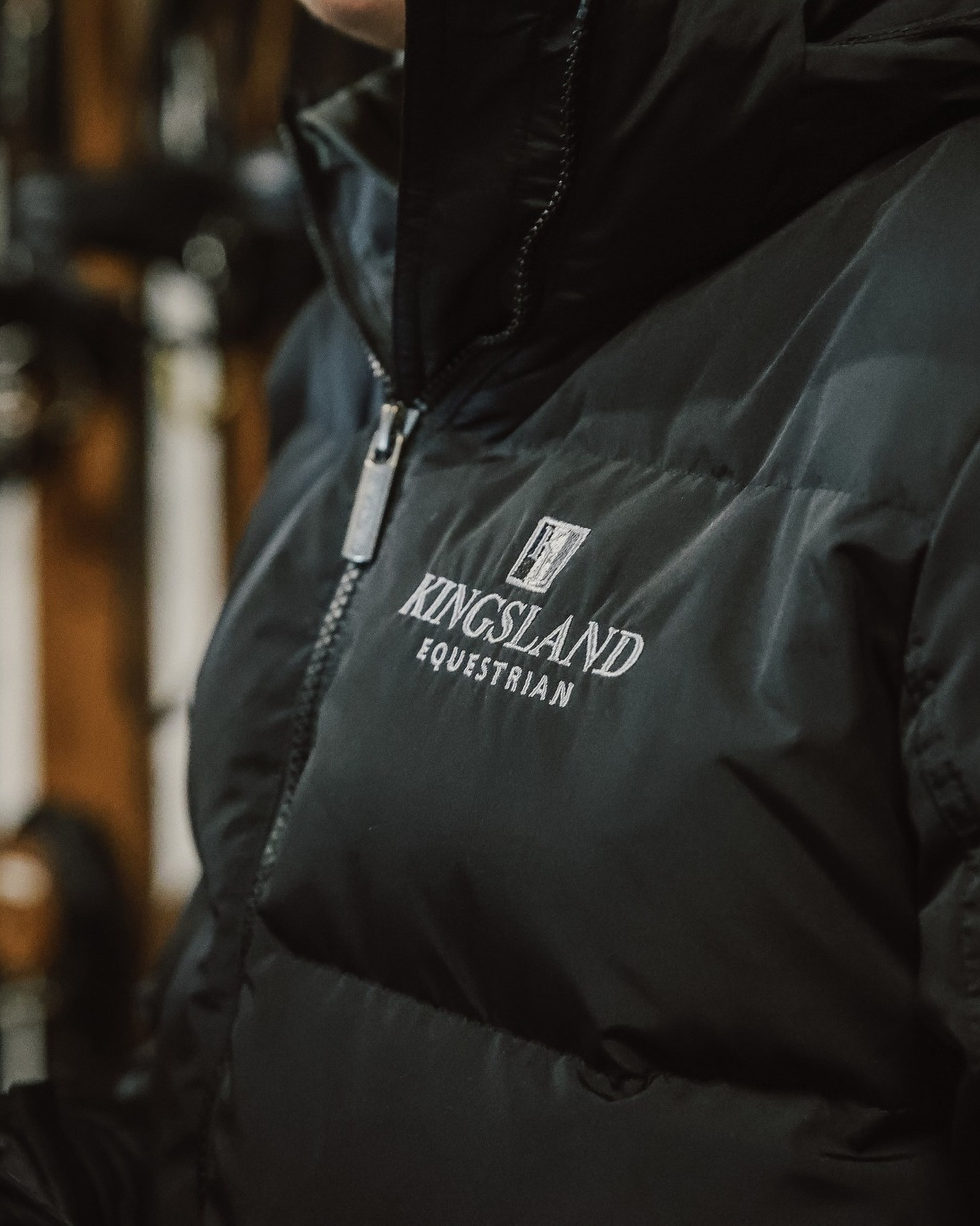 Classic unisex down jacket
