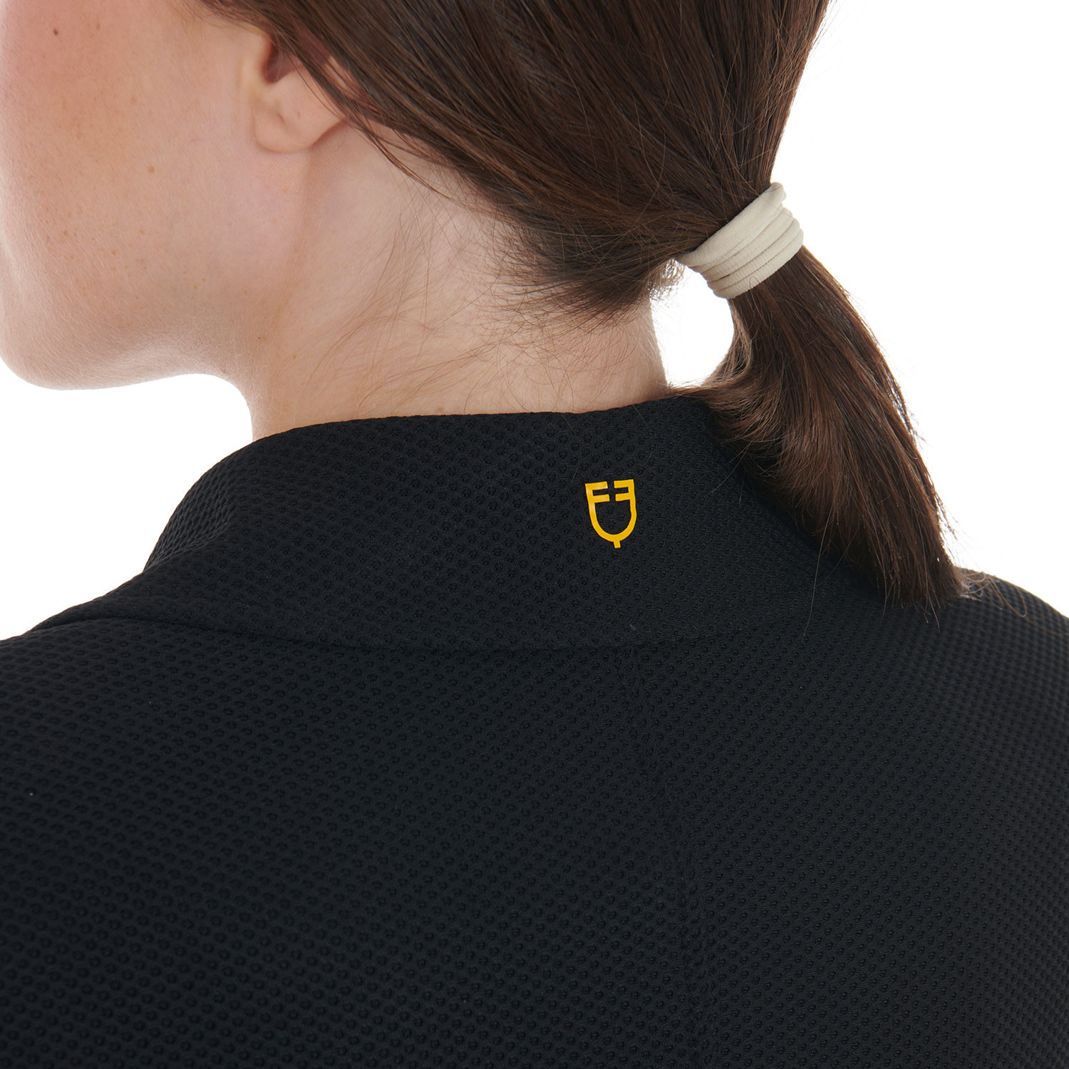 Turnierjacket für Damen mit vier Knöpfen aus perforiertem Stoff