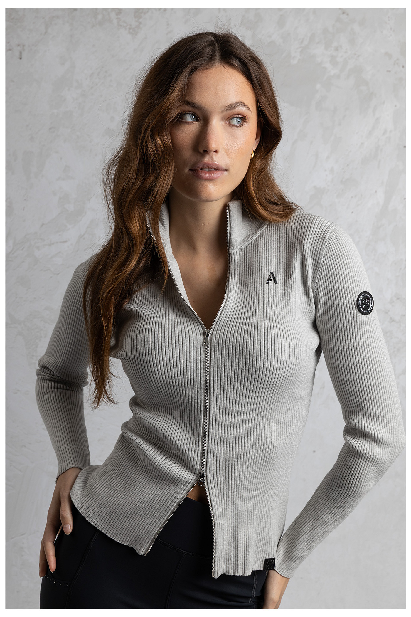 Slim-Fit-Strickjacke mit Reißverschluss ATC262304