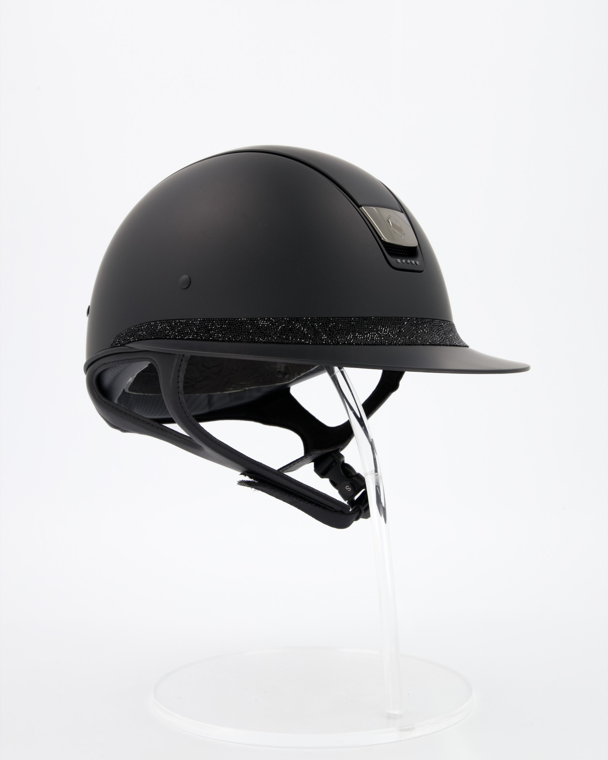 Reithelm Miss Shield Frontal Band Ultra Fine Rock Black, Trim Matt Black, 5 Swarovski Crystal Black, Blason Chrome Black in schwarz