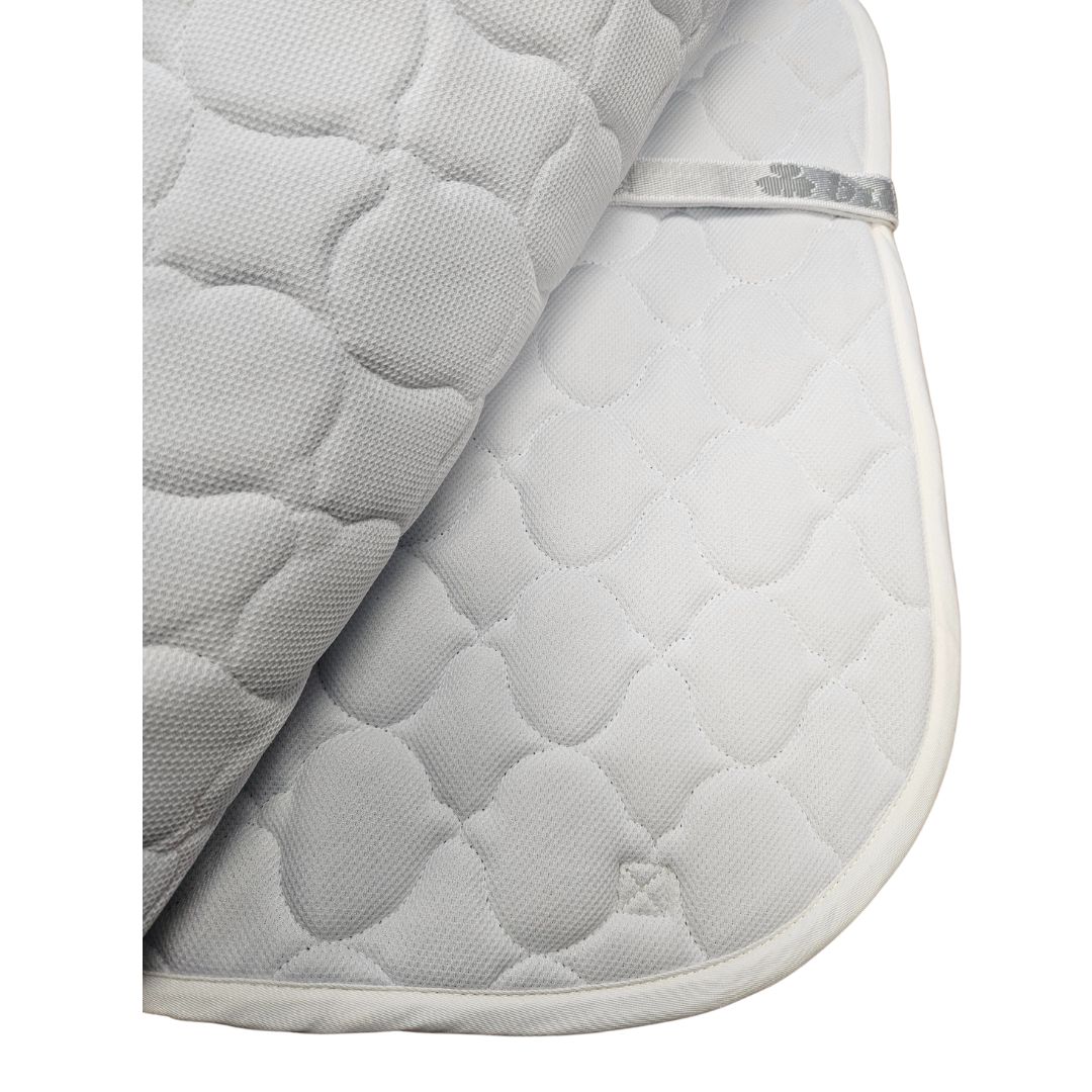 Dressurschabracke AeroMax in White/white