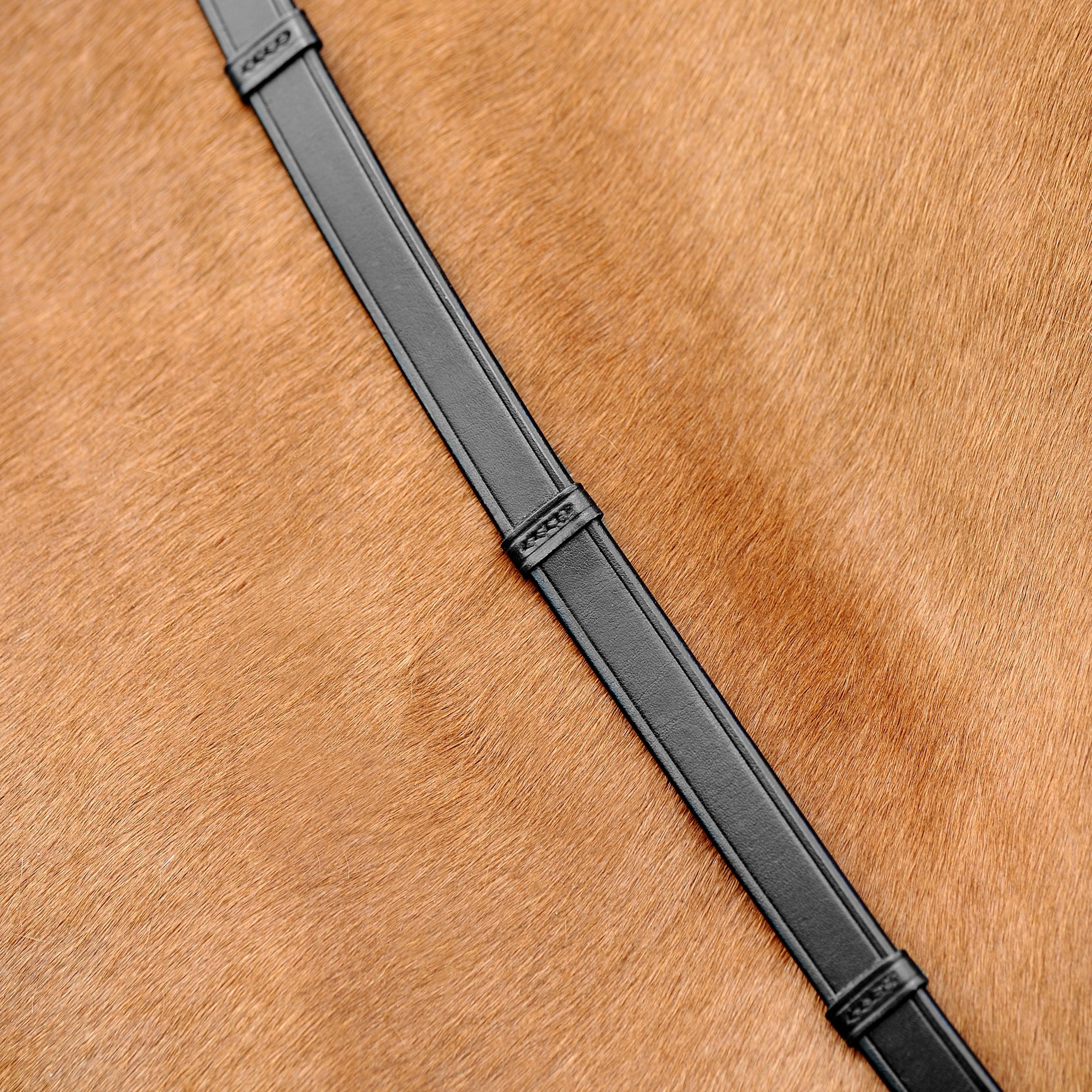 Leather reins with leather bars in black