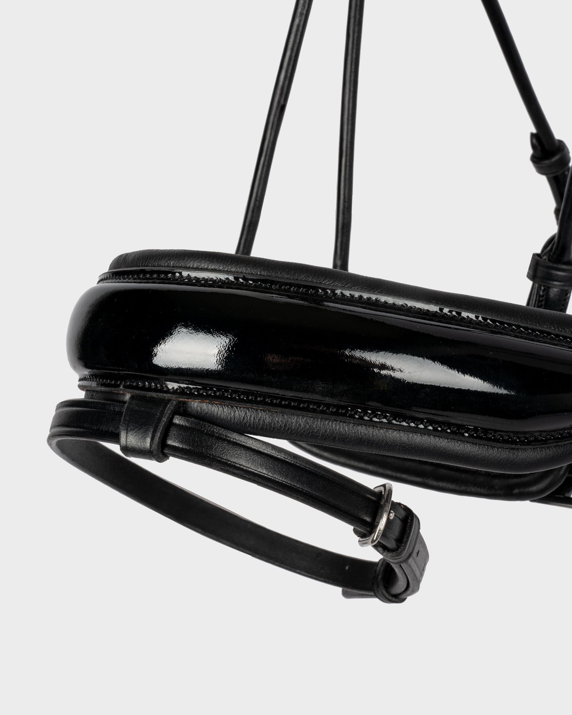 Bridle wide swedish patent leather in black Bridle wide swedish patent leather in black