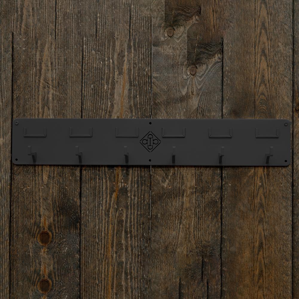Bridle rack with 6 hooks and name plate