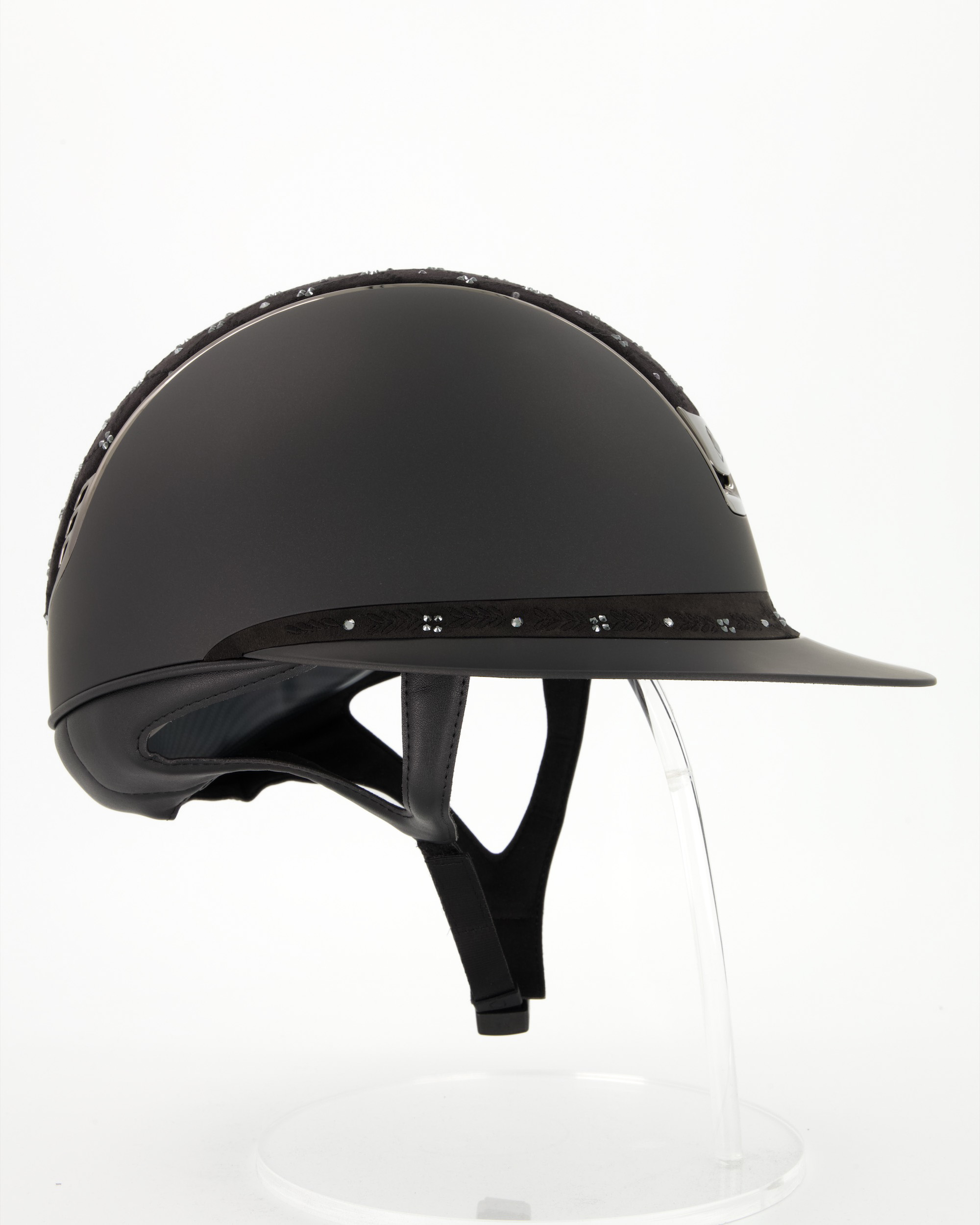 Reithelm 2.0 Miss Shield Shadowmatt Black, Top u. Frontalband Royal Flower, Trim u. Blason Chrome Black in schwarz