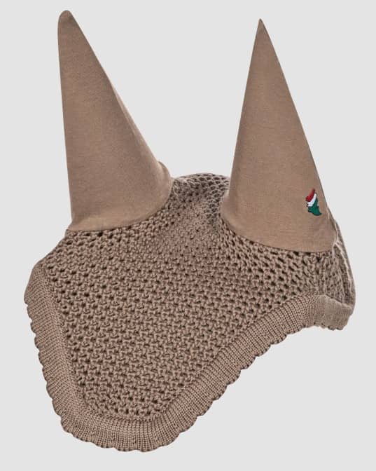 Kim fly ears