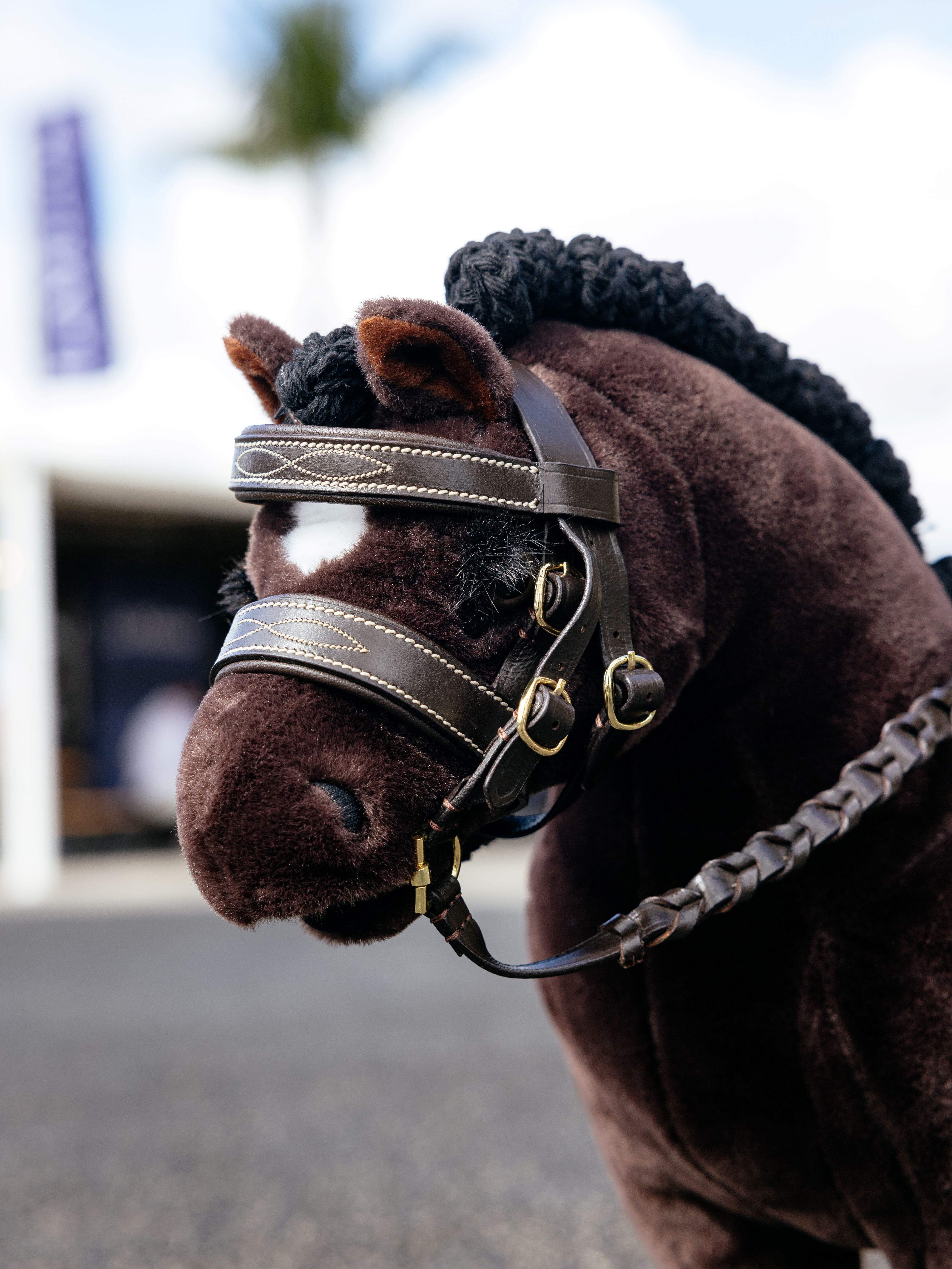 Toy Pony Hunter trens bruin