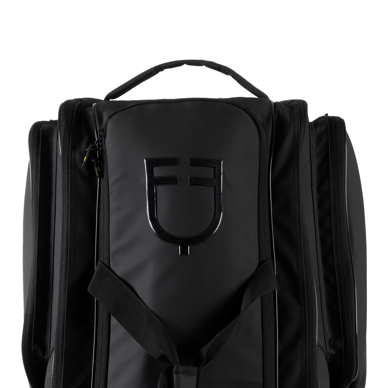 Stiefeltasche aus technischem Gewebe mit intelligentem Design