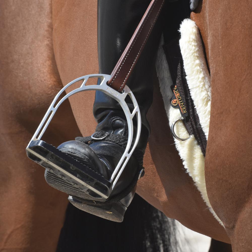 Saddle girth lambskin
