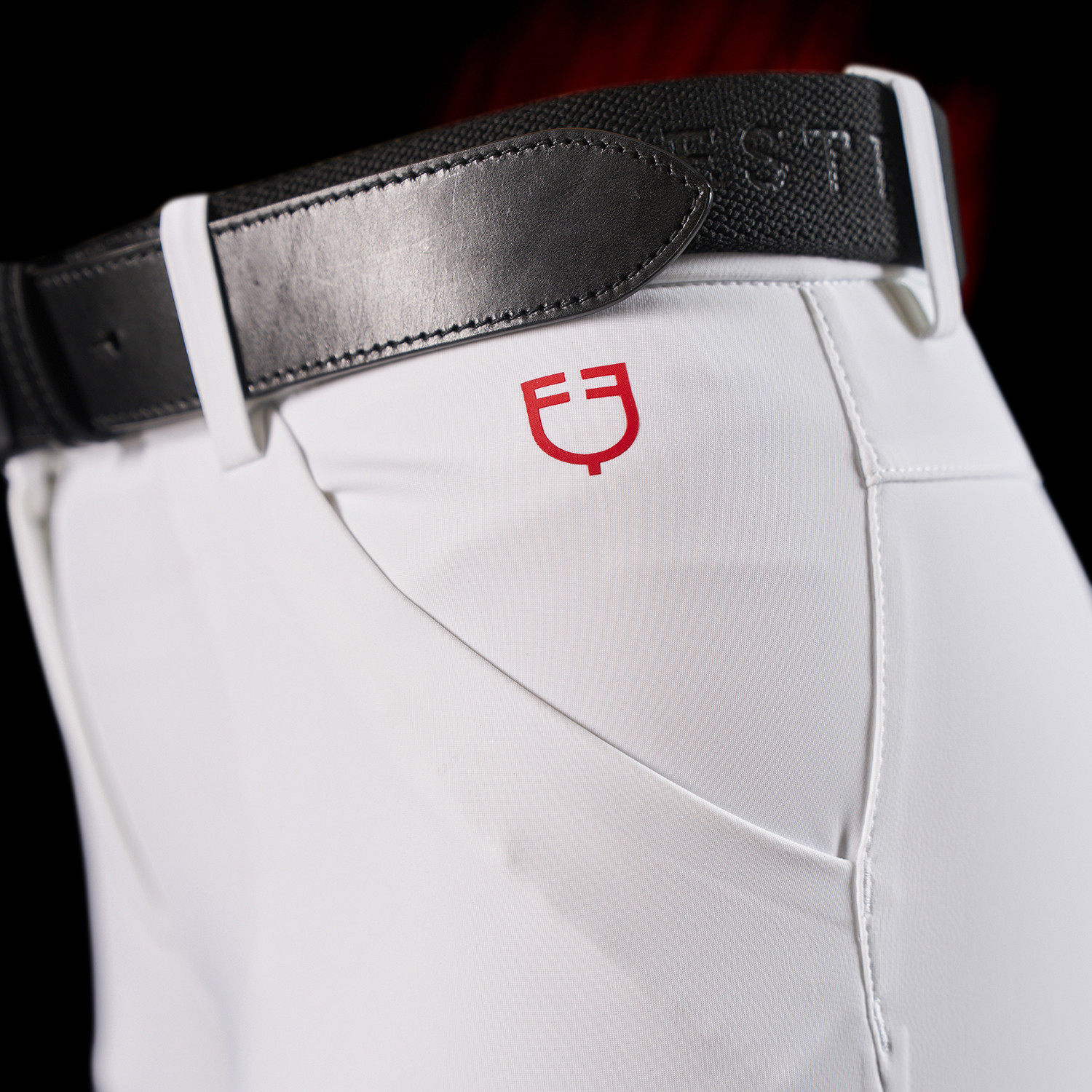 Schmale Damen-Reithose mit Vollbesatz