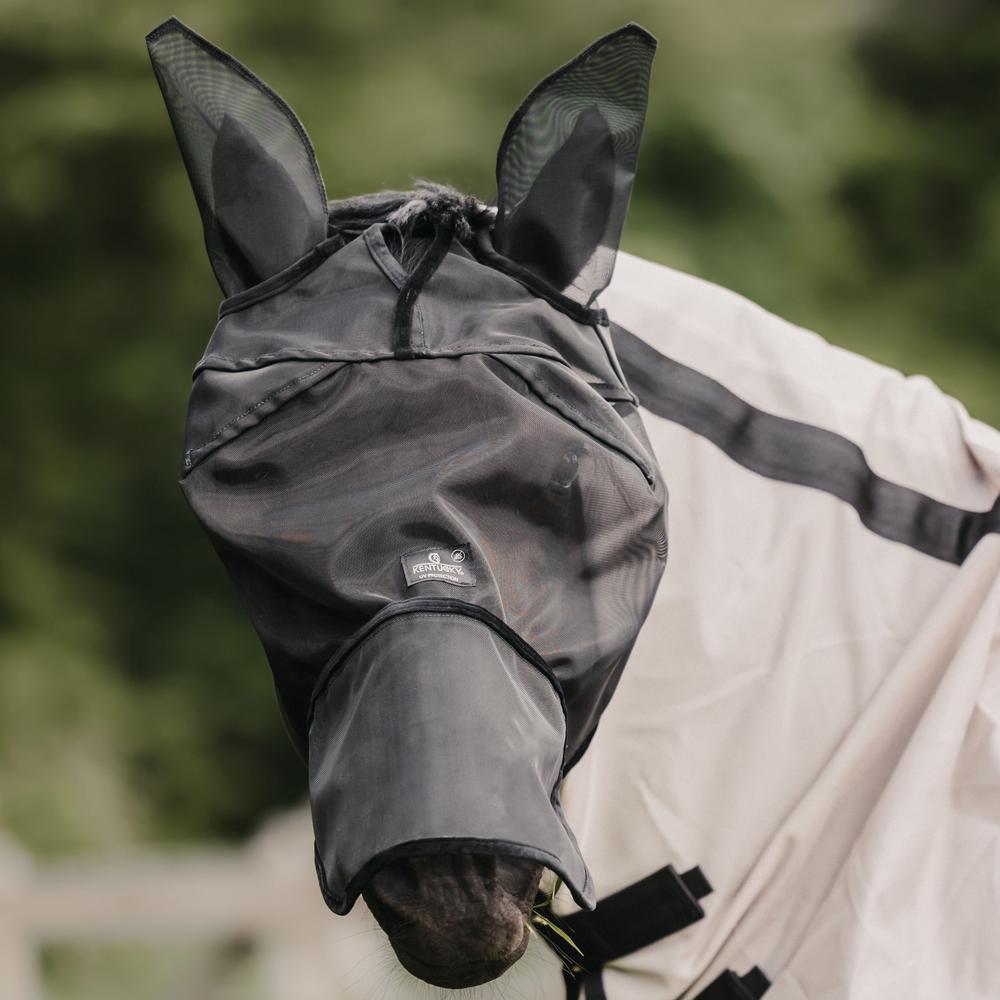 Classic fly mask with ears and nose