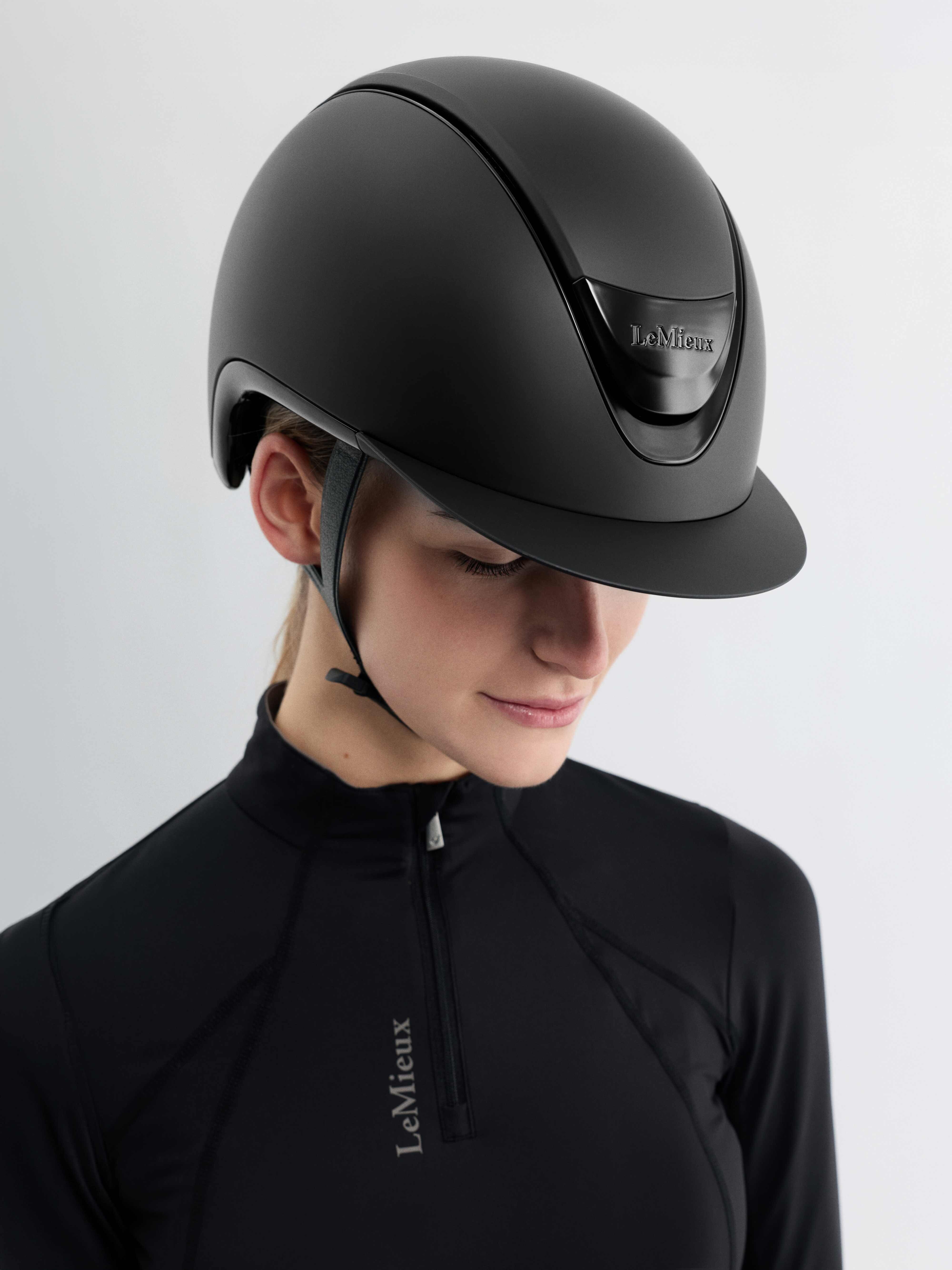 Verv® Competition Reithelm Matt