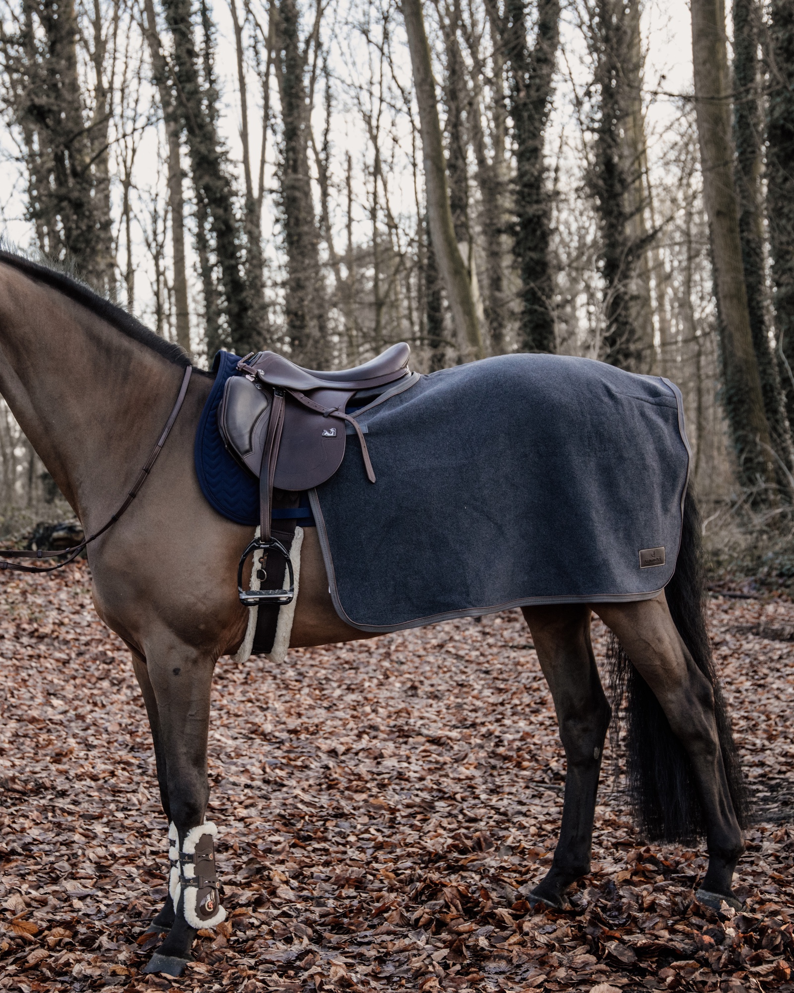 Riding rug square heavy fleece