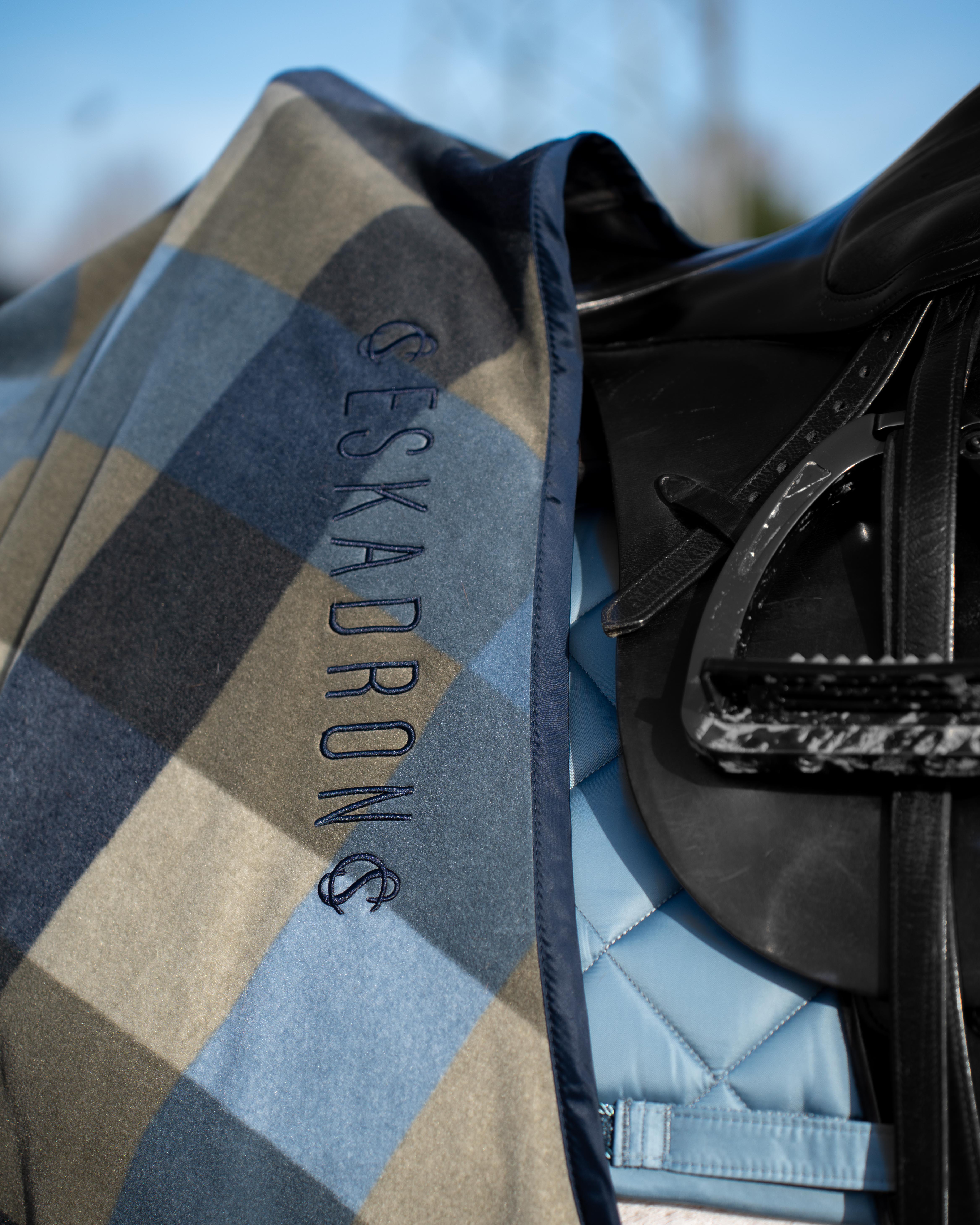 Abschwitzdecke Classic Sports Fleece Check