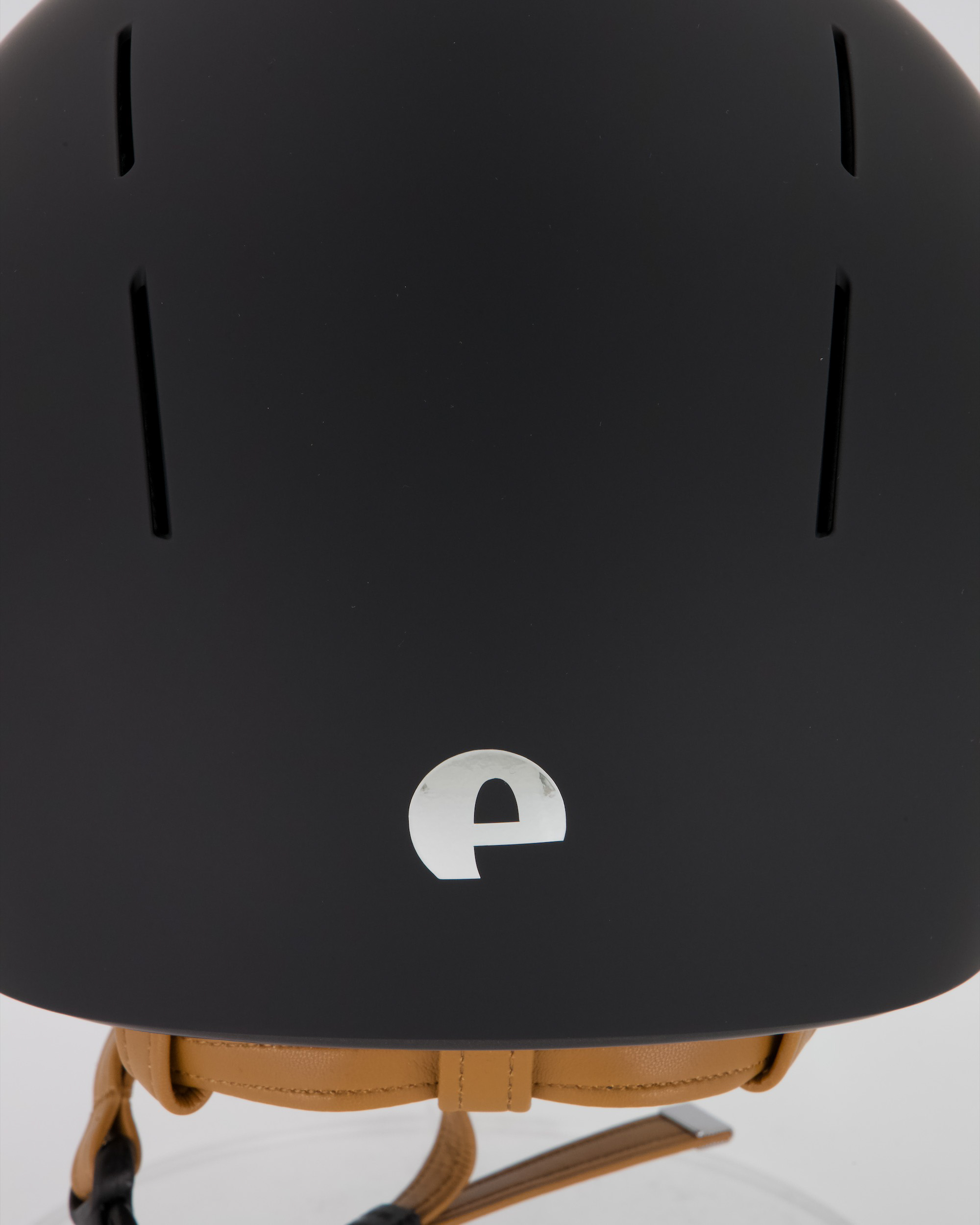 Reithelm Smart Nova mit beigen Kinnriemen