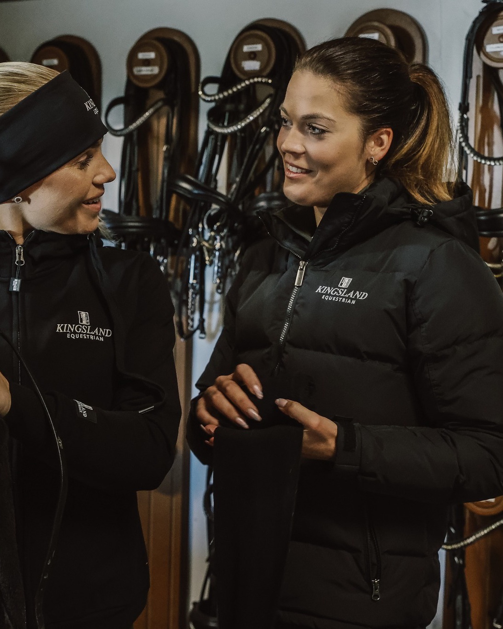 Classic unisex down jacket