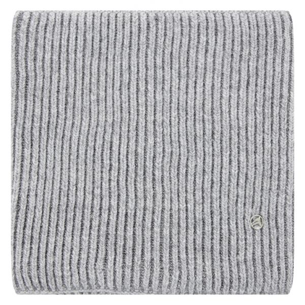 Lucilla loop scarf