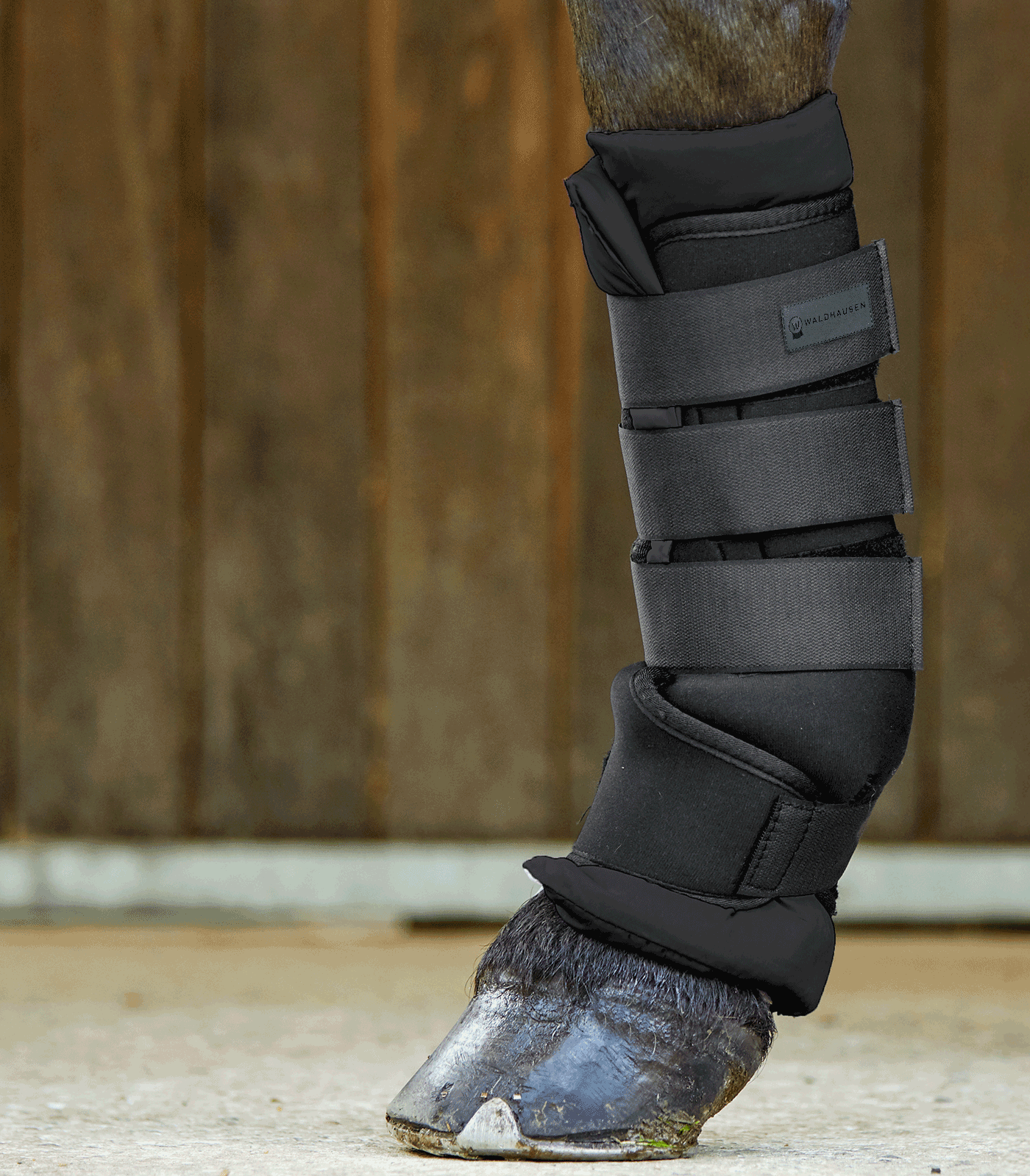Stable warming gaiters