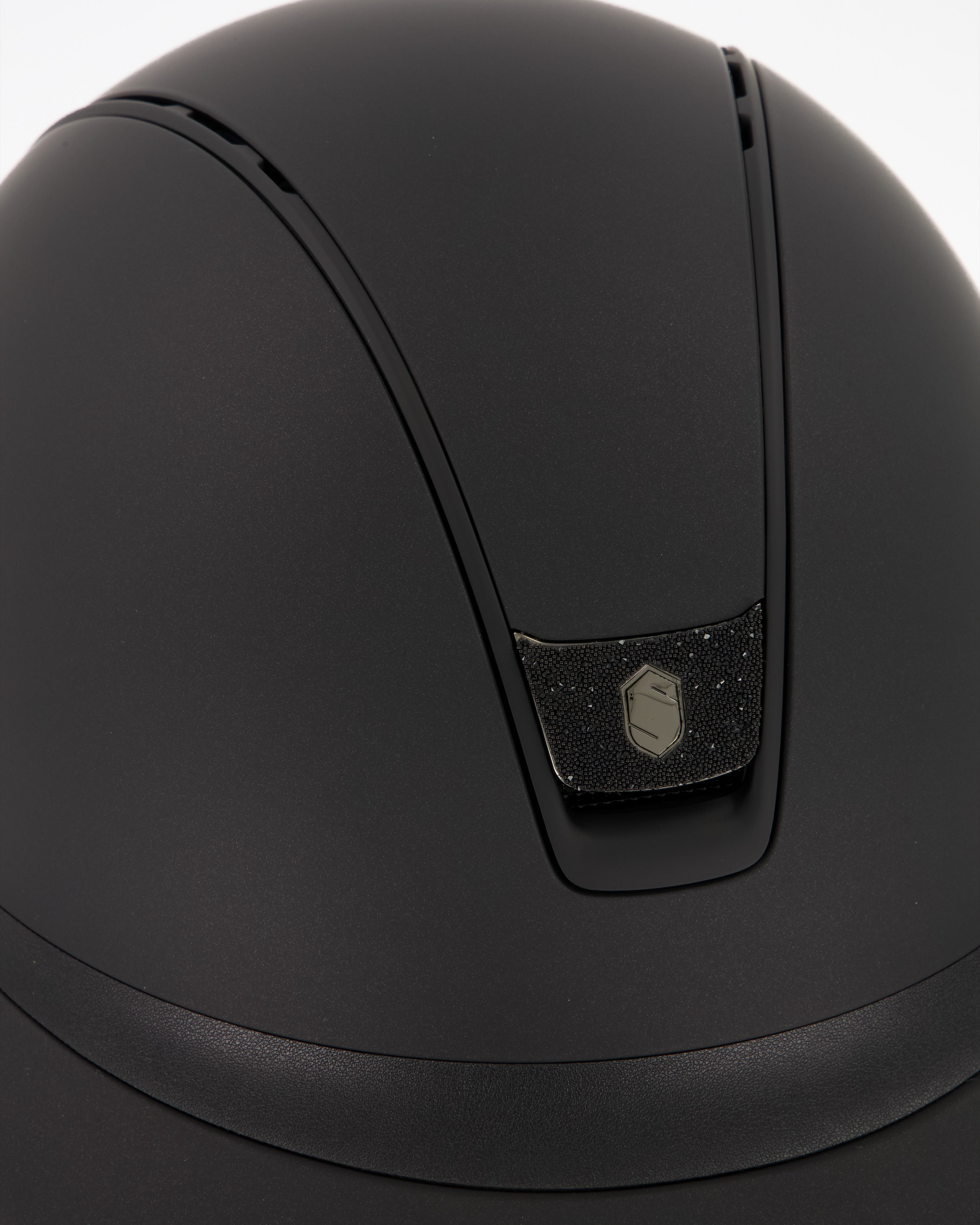 Riding helmet 2.0 Miss Shield Shadowmatt, Top and Fontal Band Shadowmatt Black, Trim Matt Black, Blason Crystal Fabric Black