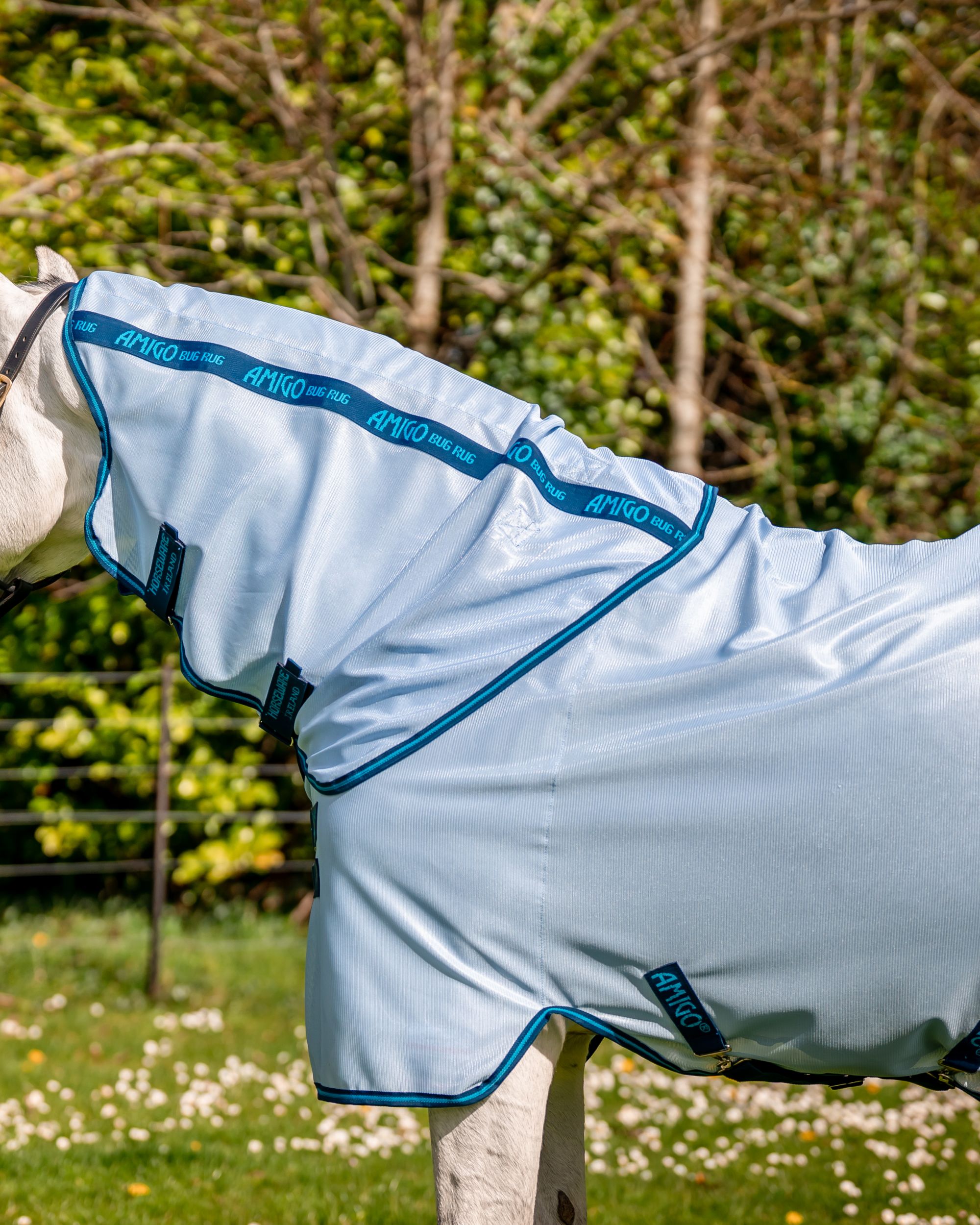 Fliegendecke Amigo Bug Rug in azure Blue/navy