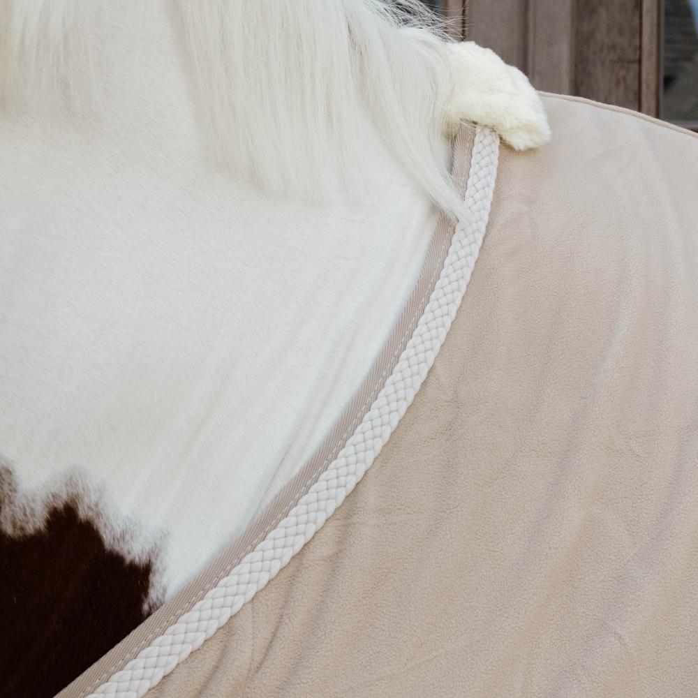 Abschwitzdecke Fleece geflochtene Kordel