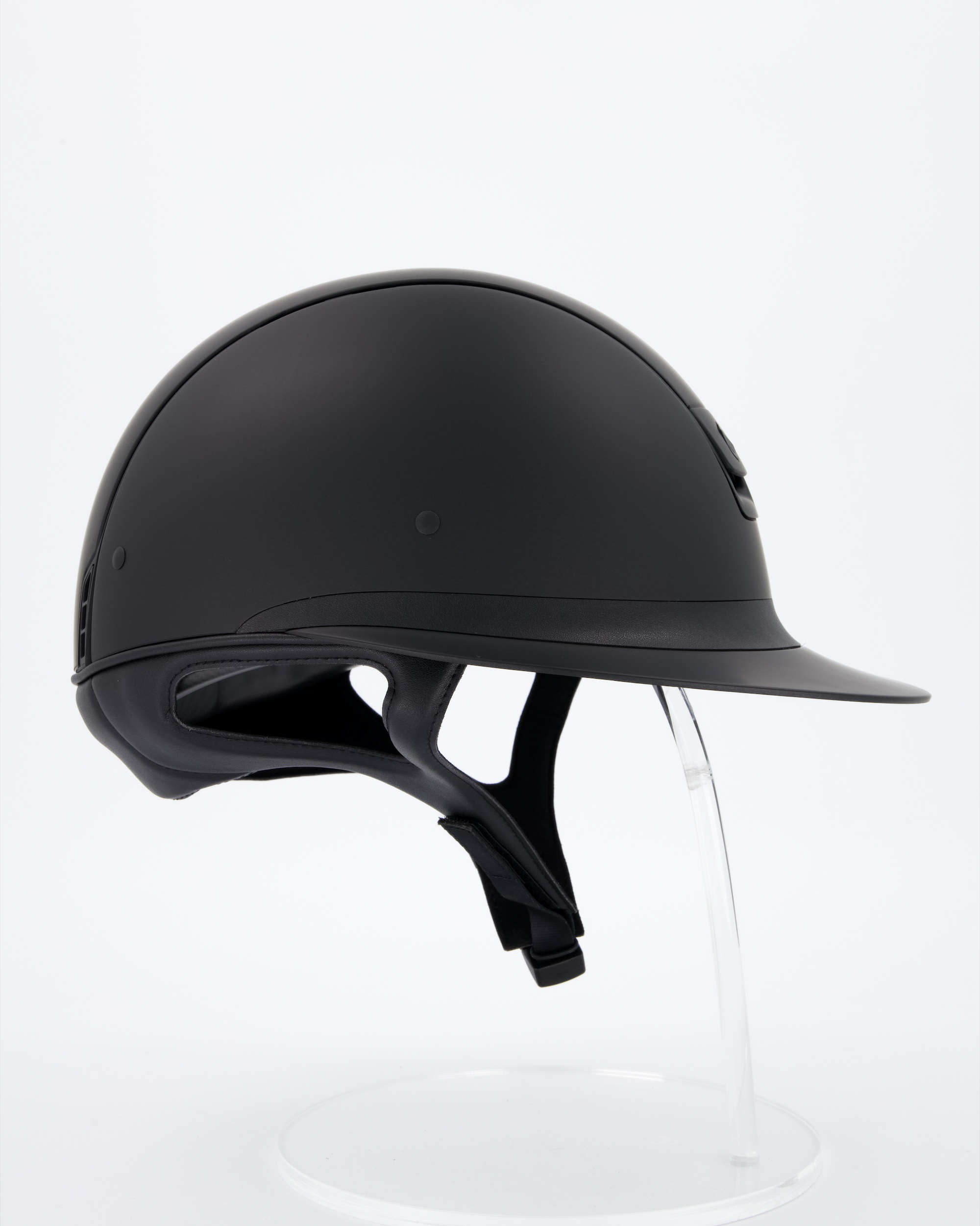 Reithelm Miss Shield Shadowmatt Black, Top u. Frontal Band Shadowmatt Black, Trim Matt Black, Blason Matt Black