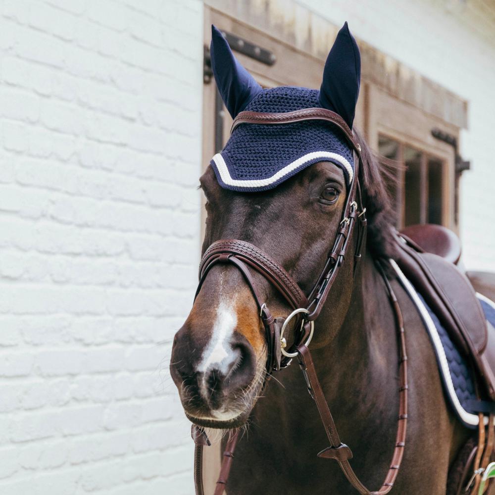 Fly hood Wellington with braided cord
