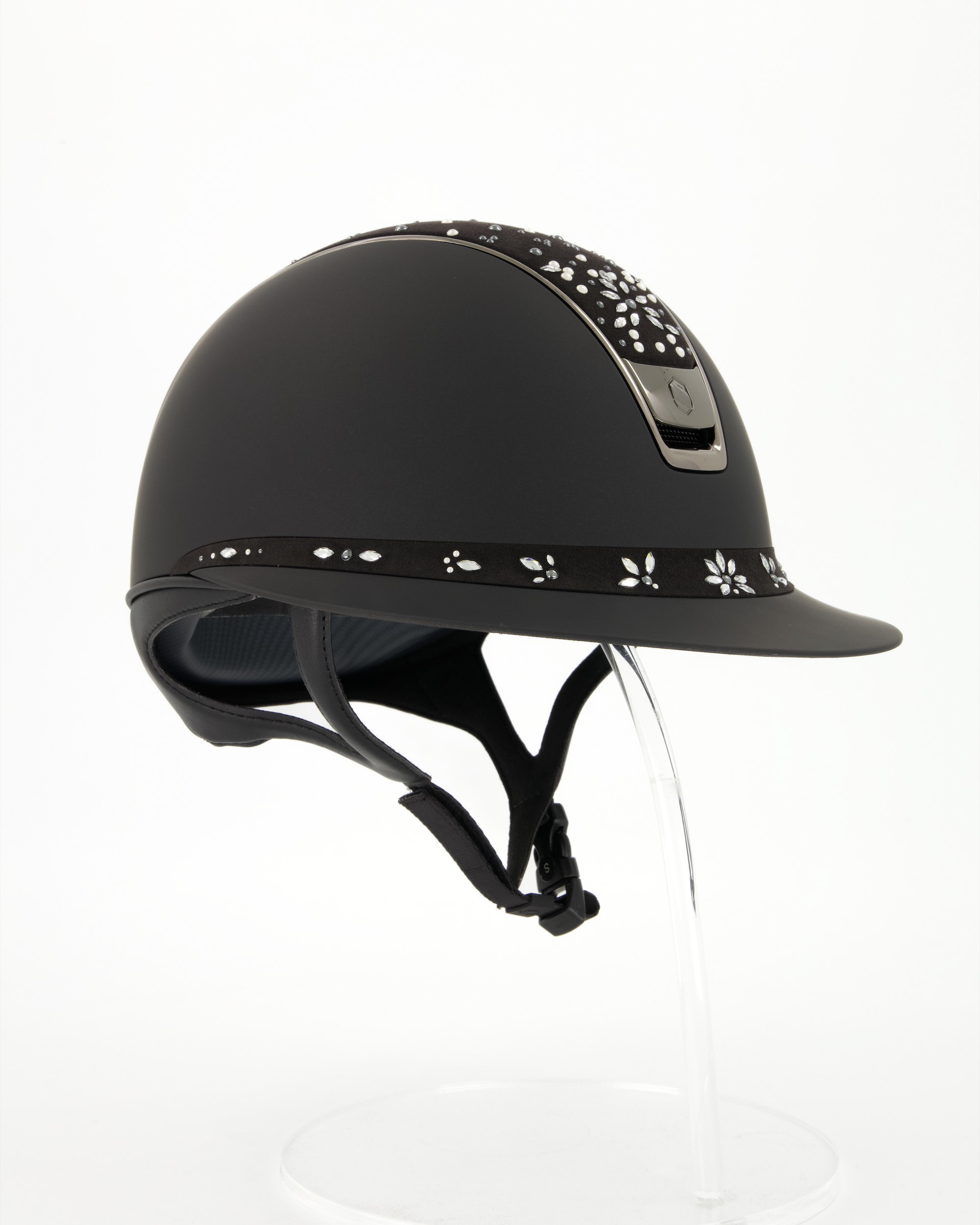 Riding helmet Miss Shield 2.0 Shadowmatt black, top and front strap Pearl Drop, Trim and Blason Chrome black