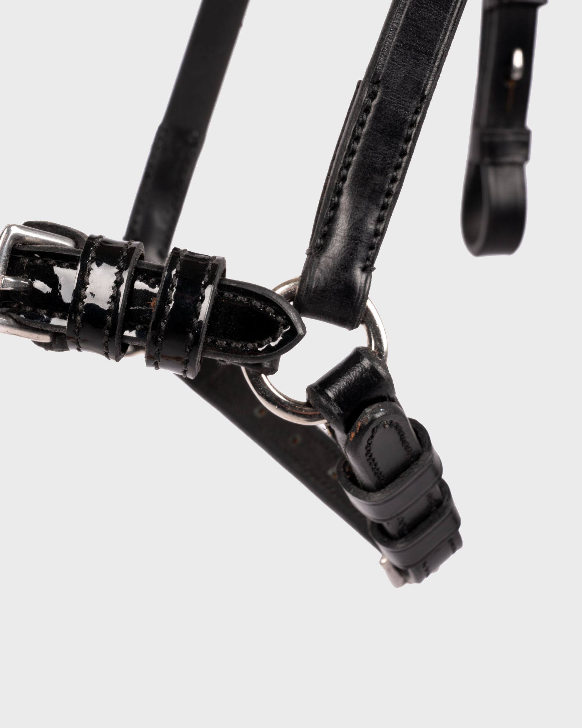 Anatomische Trense Seattle in black patent/silver mit Lack