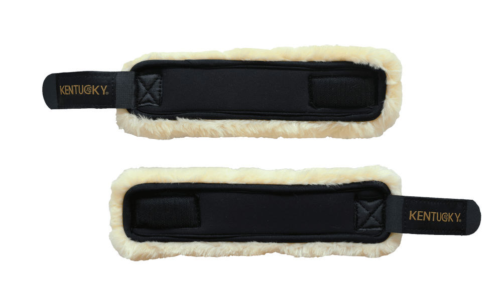 Fetlock guard with lambskin