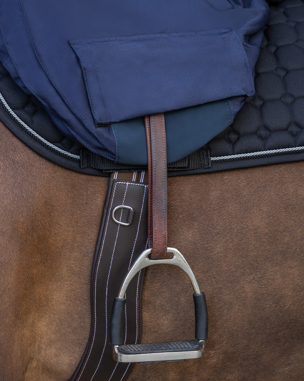 Turnout extra saddle cover