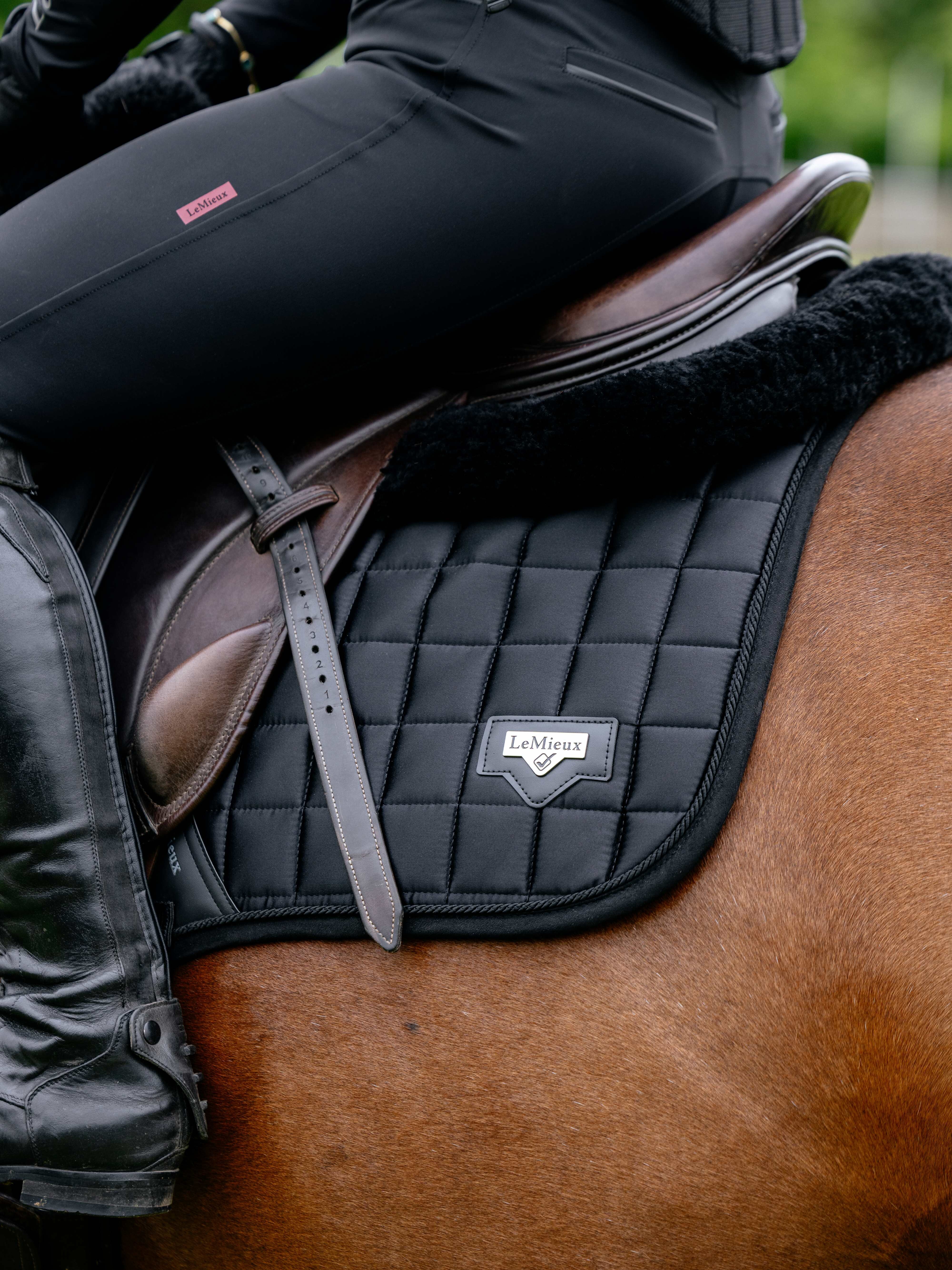 Loire Classic Close Contact zadeldek