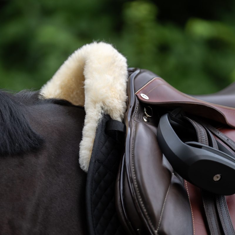 Schabracke - Lammfell mit innenliegenden Taschen