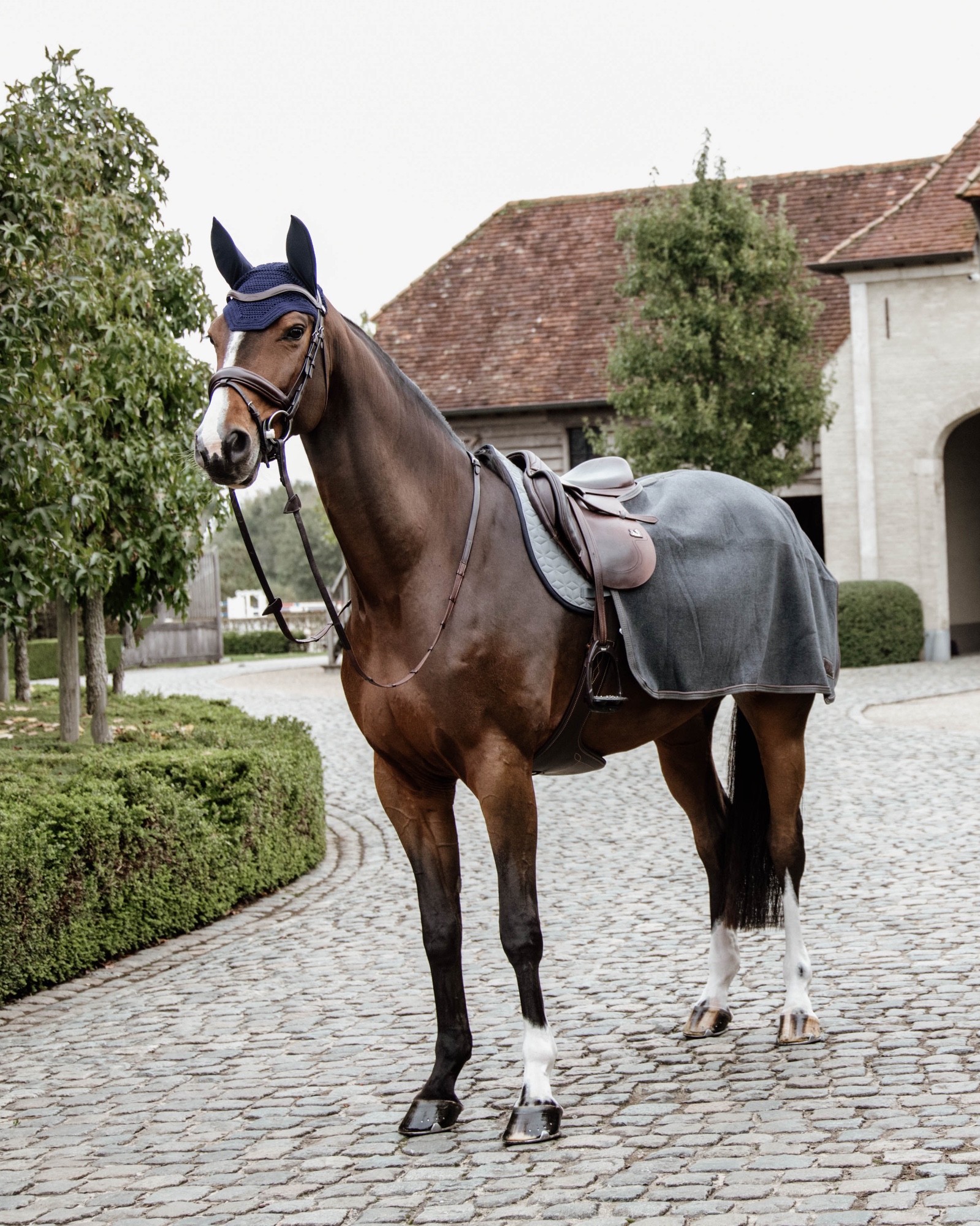 Riding rug square heavy fleece
