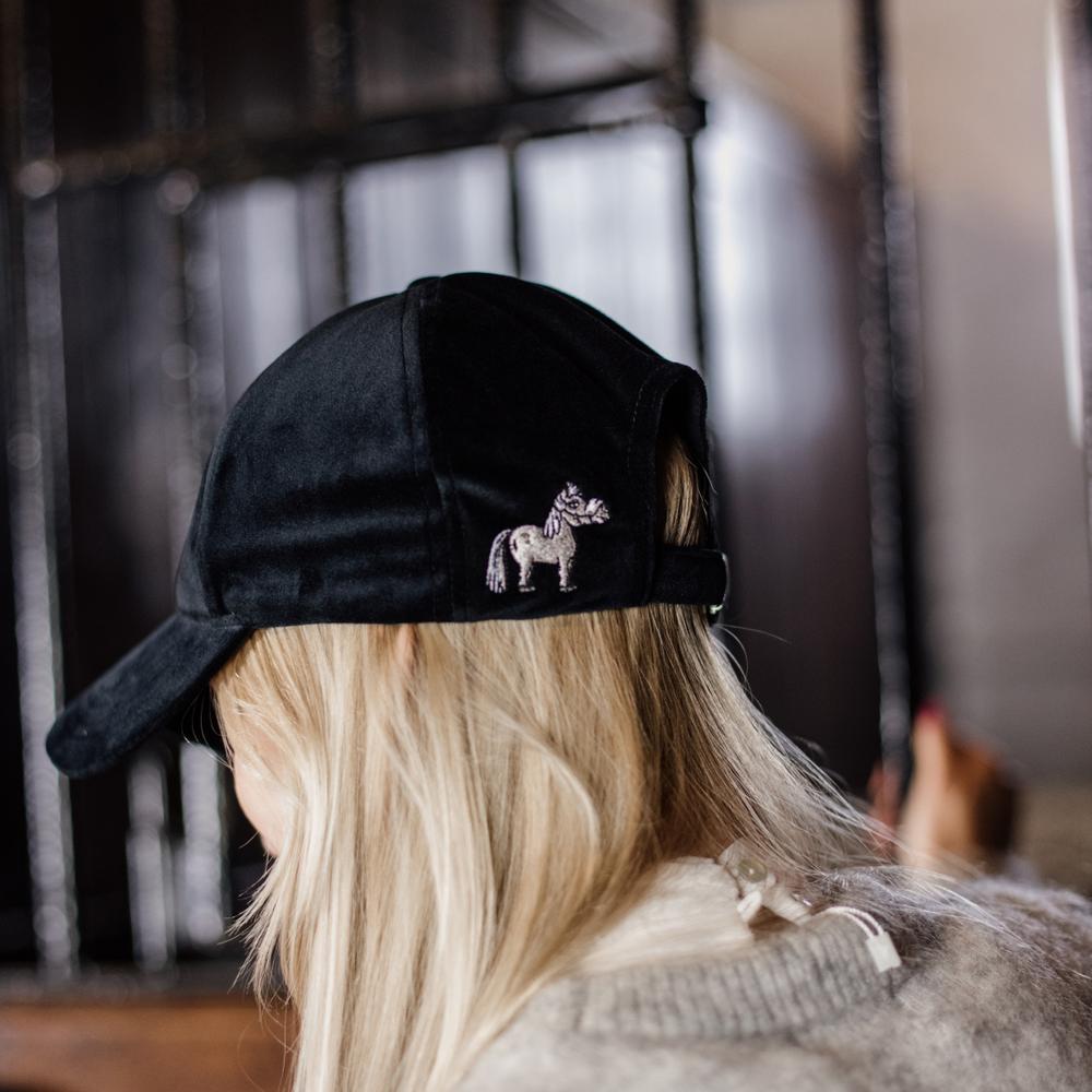 Velvet Sammy baseball cap