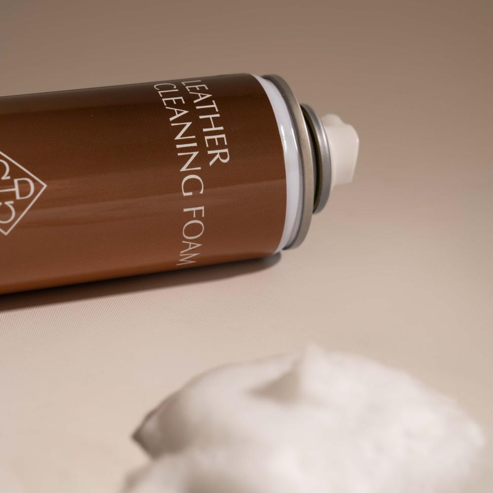 Leather cleaning foam