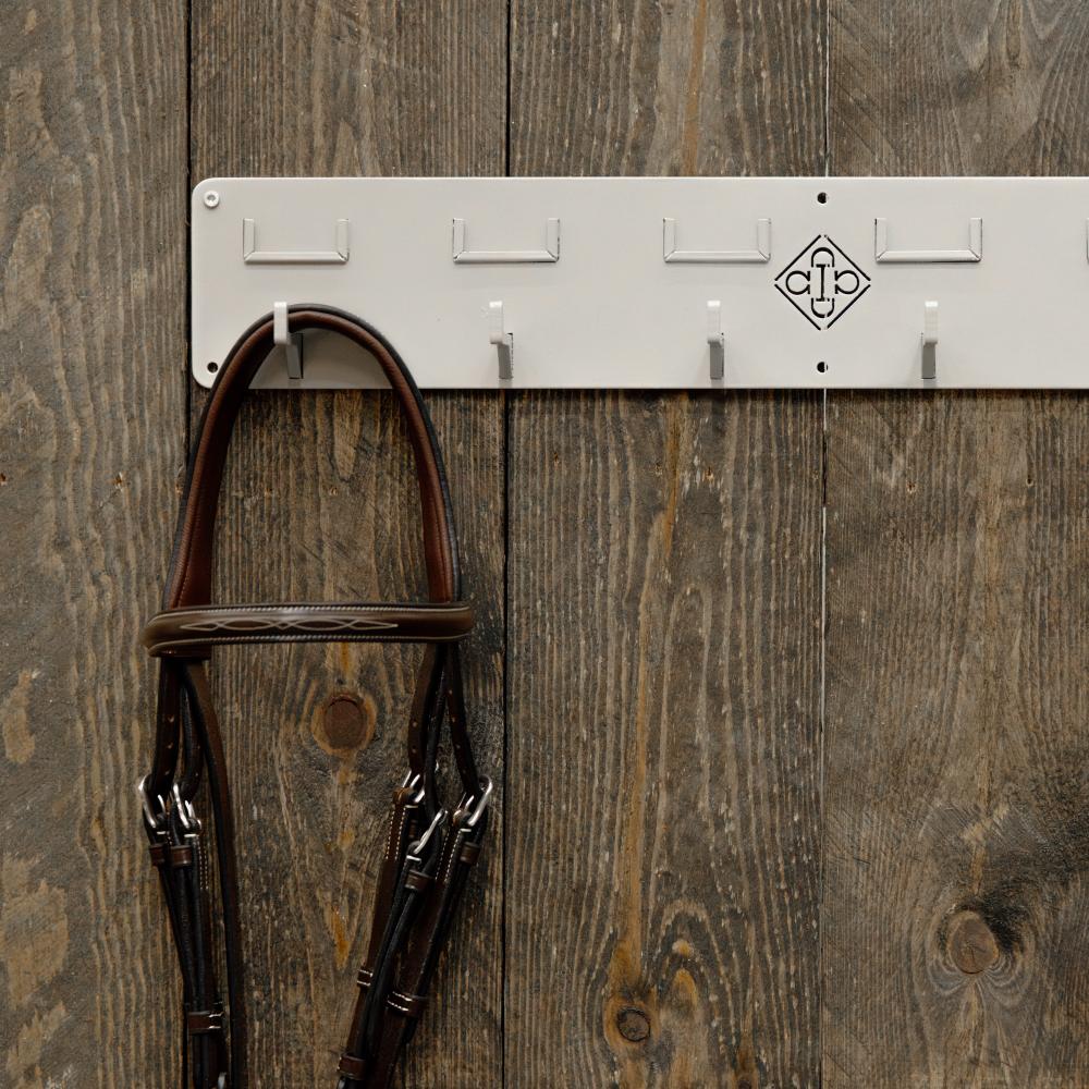 Bridle rack with 6 hooks and name plate