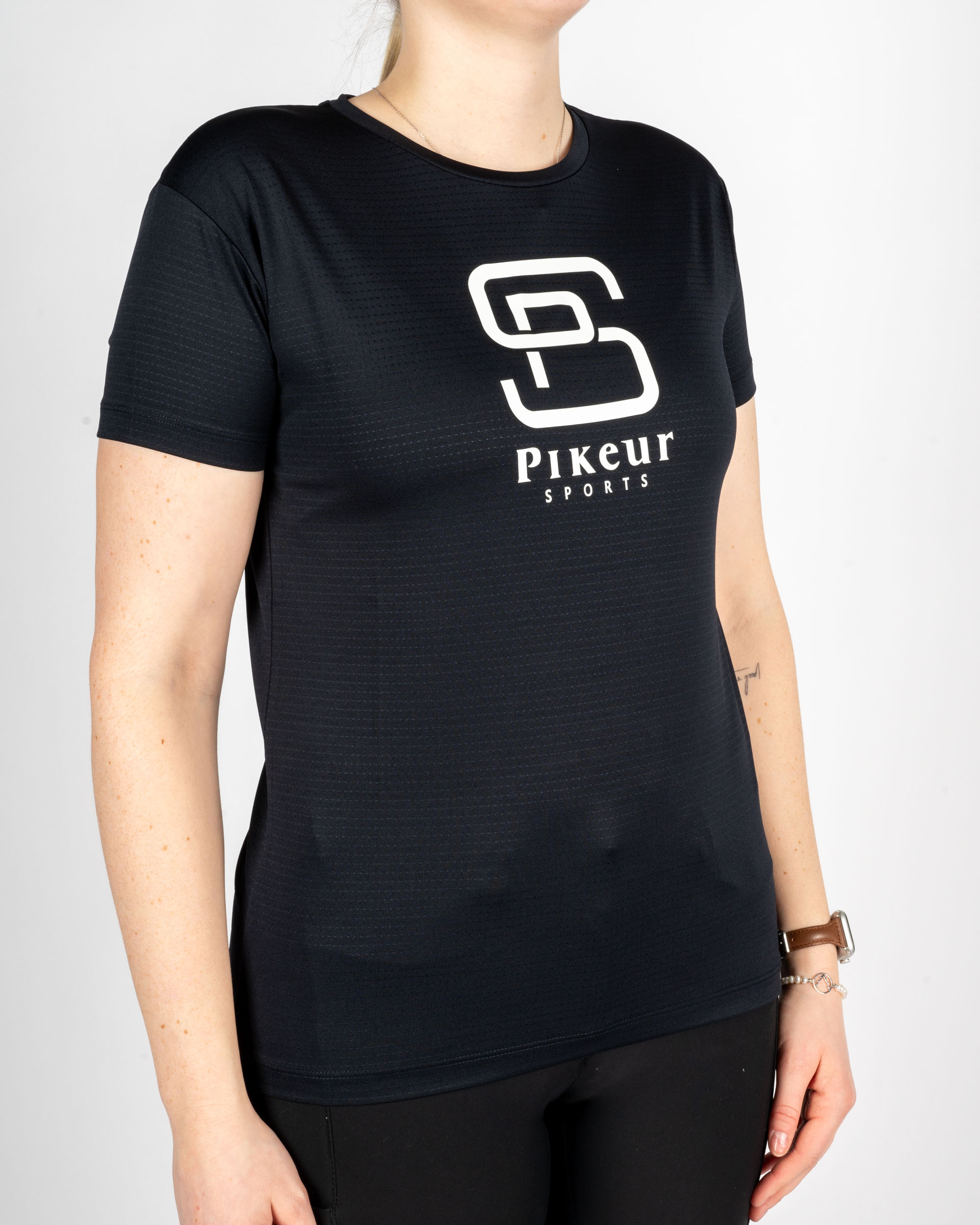 Ladies sportswear T-shirt