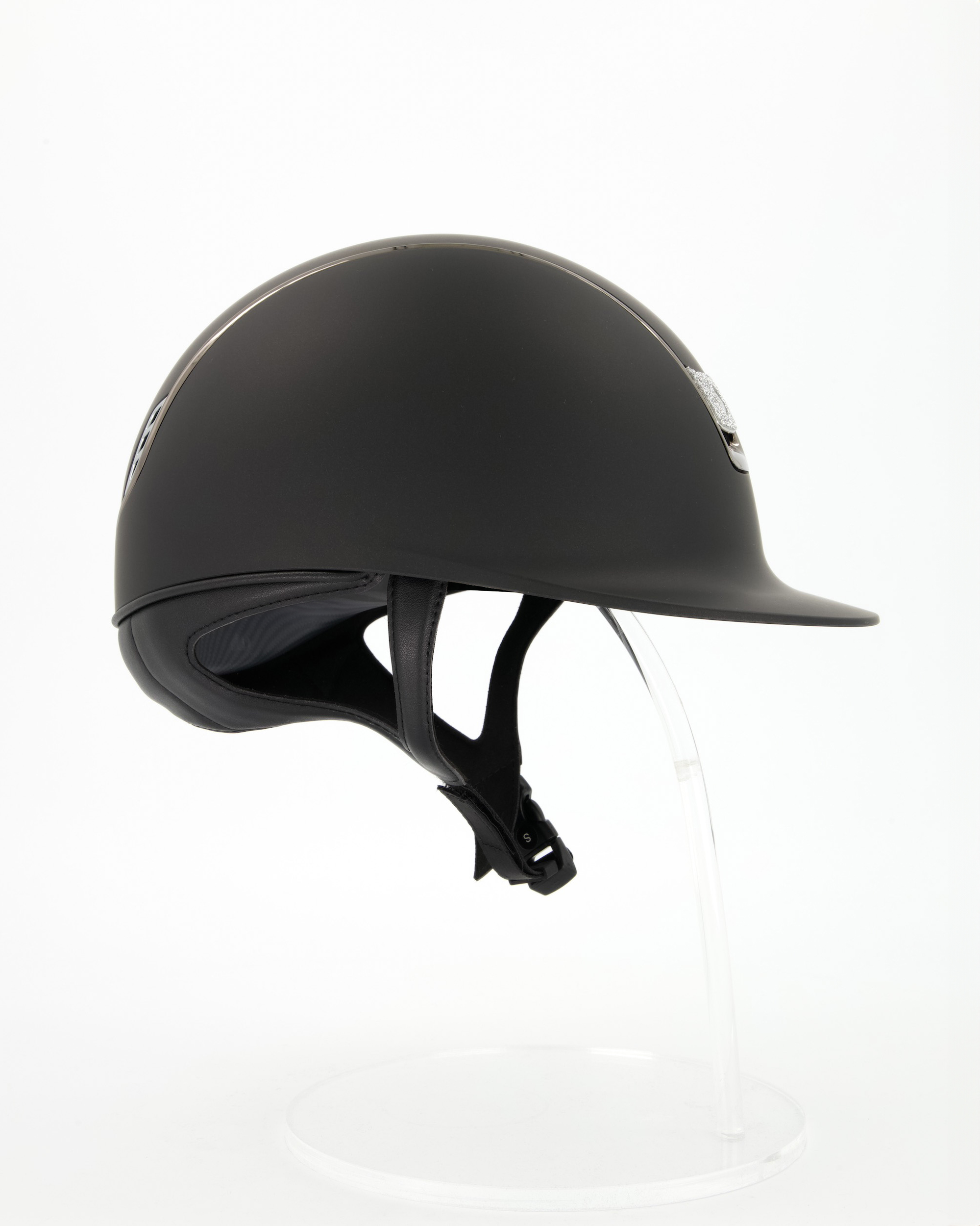 Riding helmet 2.0 Shadowmatt Black, Trim Black Chrome, Blason Crystal Fabric silver