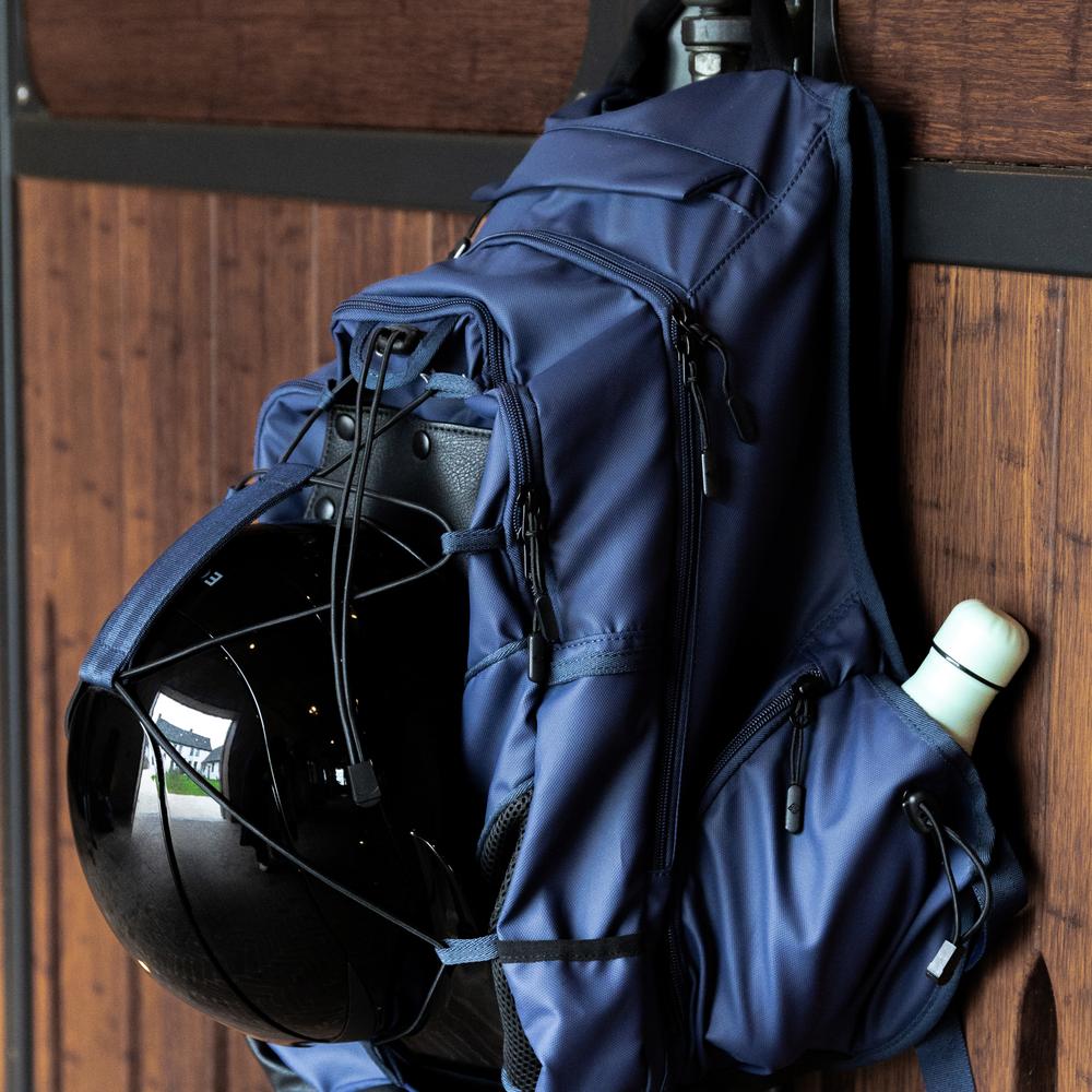 GD Grooming backpack