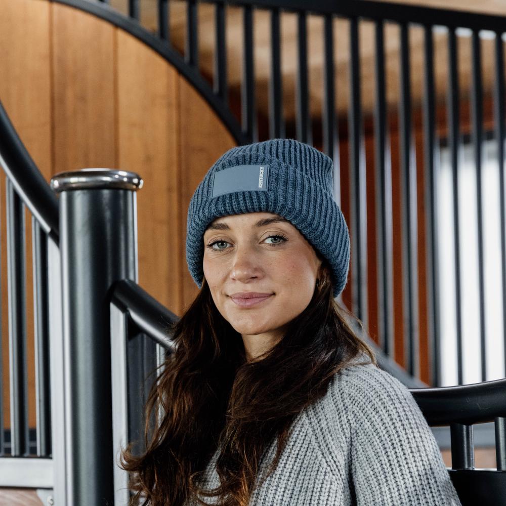 Beanie with rubberised logo