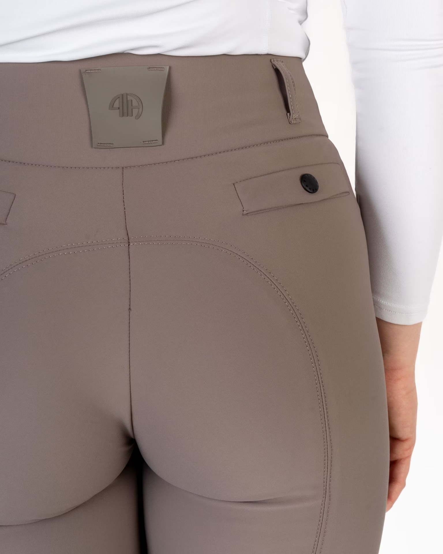 Ladies' riding breeches Linn Sd with knee grip