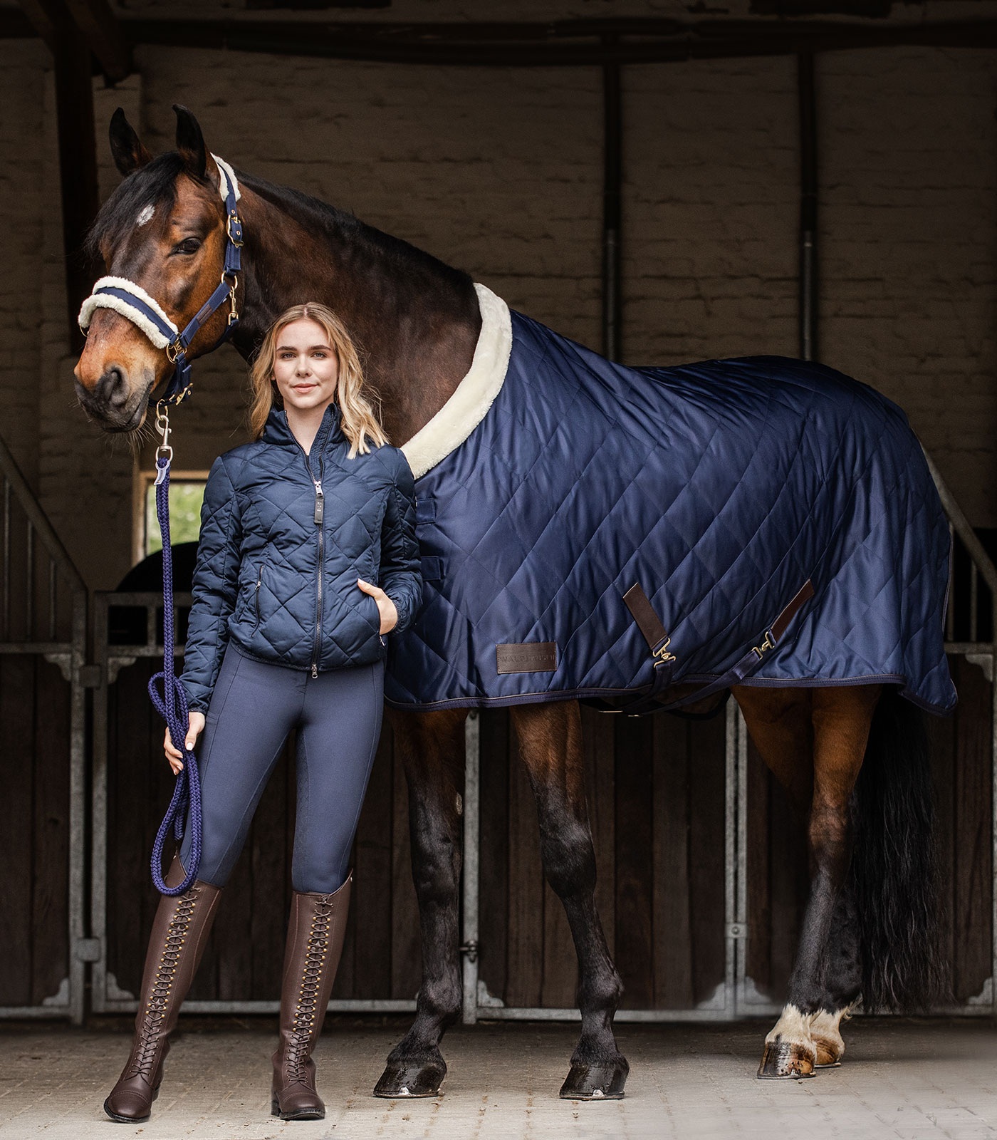 Exclusive transport blanket